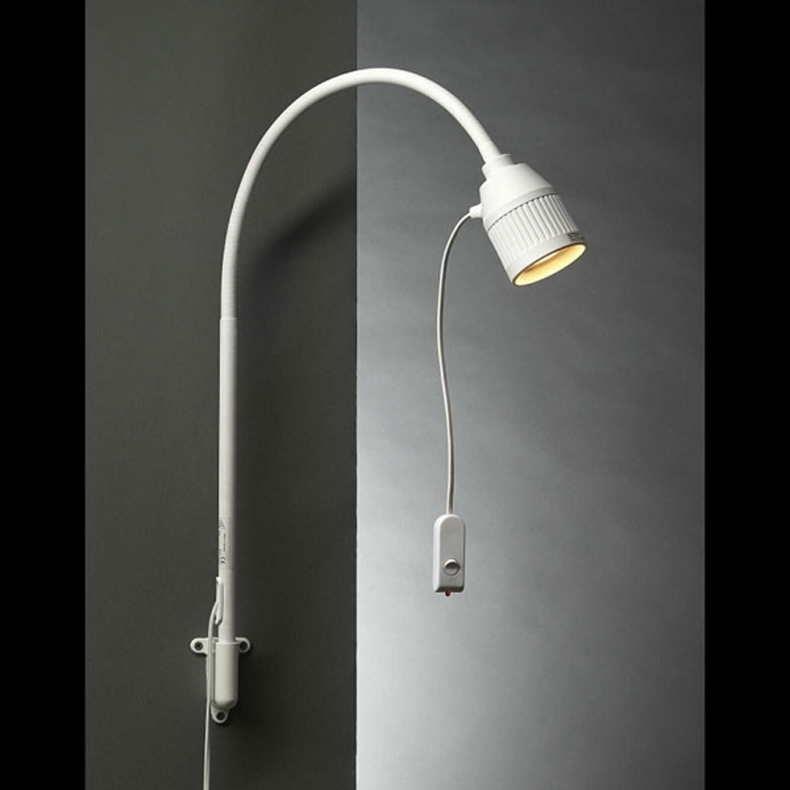 LED-sängläslampa med flexarm och rött ljus
