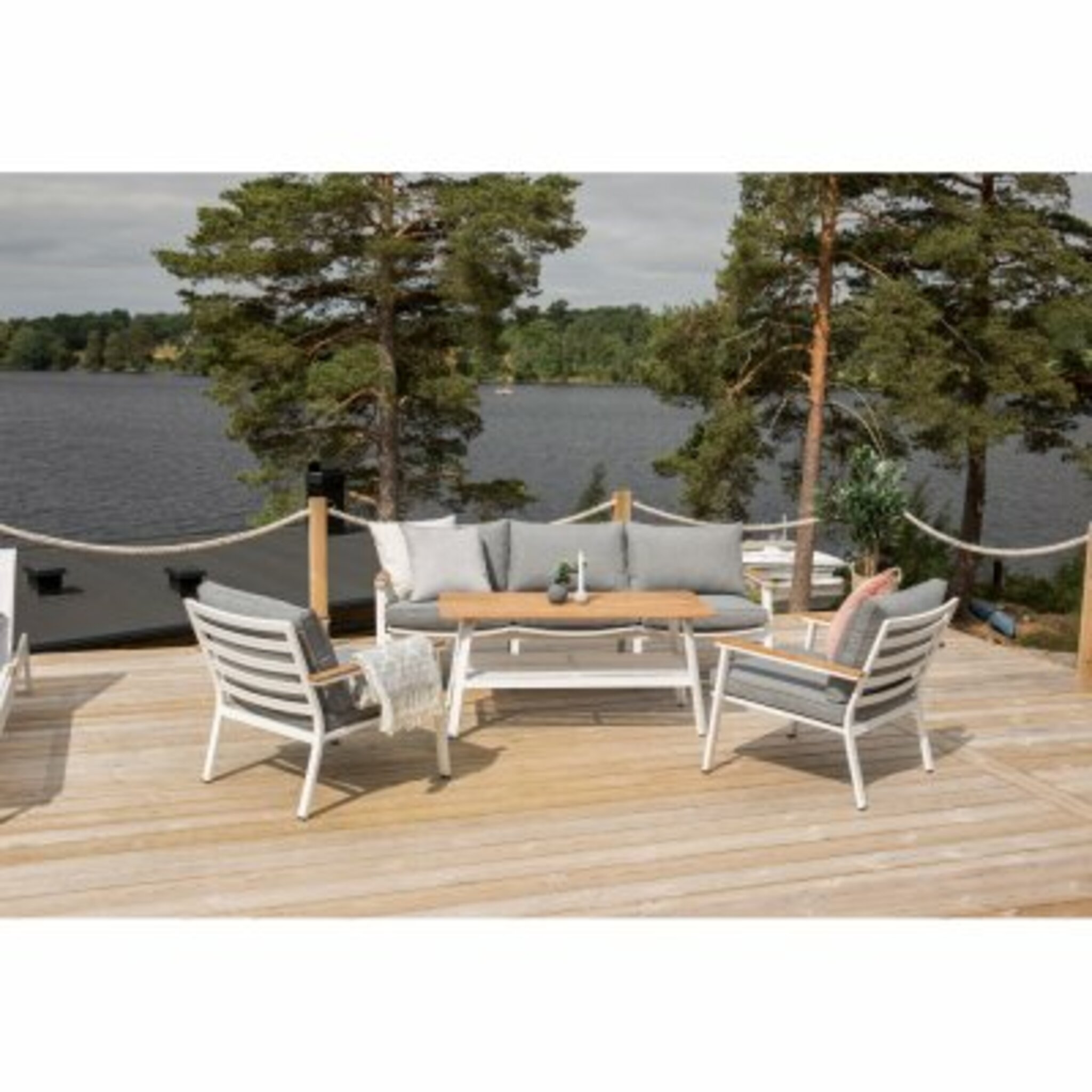 Loungegrupp Brasilia - 1 st Soffa + 2 st Fåtölj + 1 st Bord + Dynor, grå/vit/teak