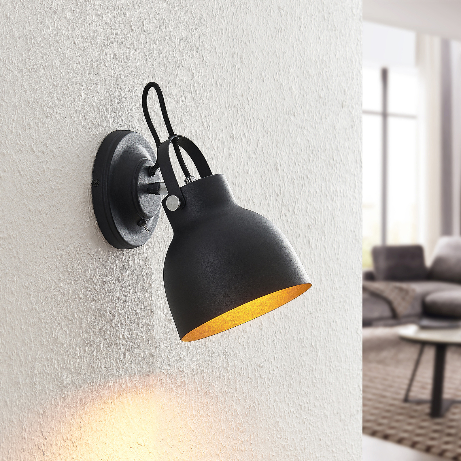 Lindby Adirta metallvägglampa i svart