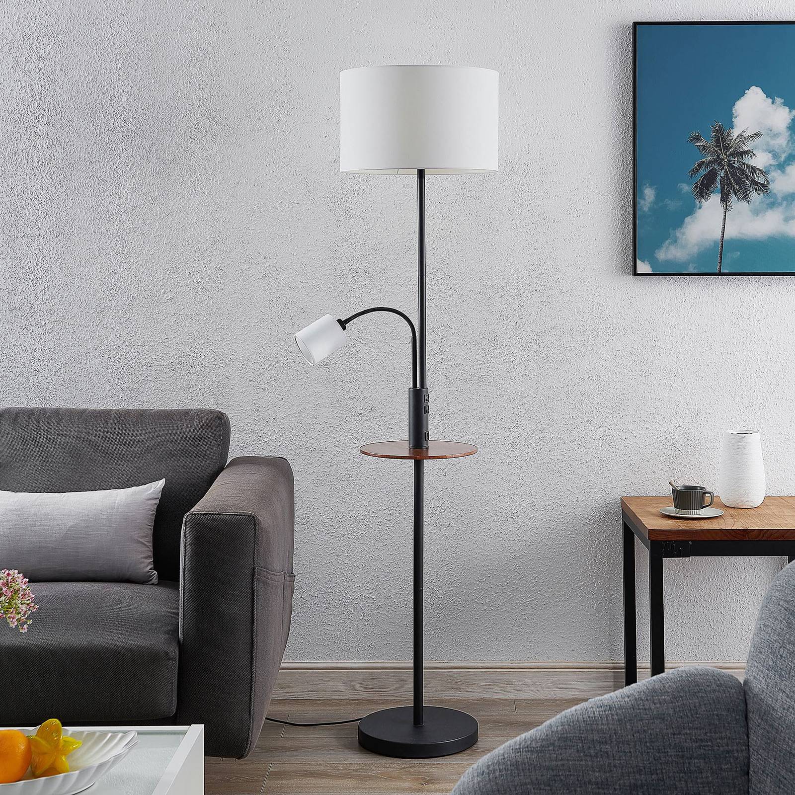 Lindby Aovan golvlampa med hylla och USB, svart