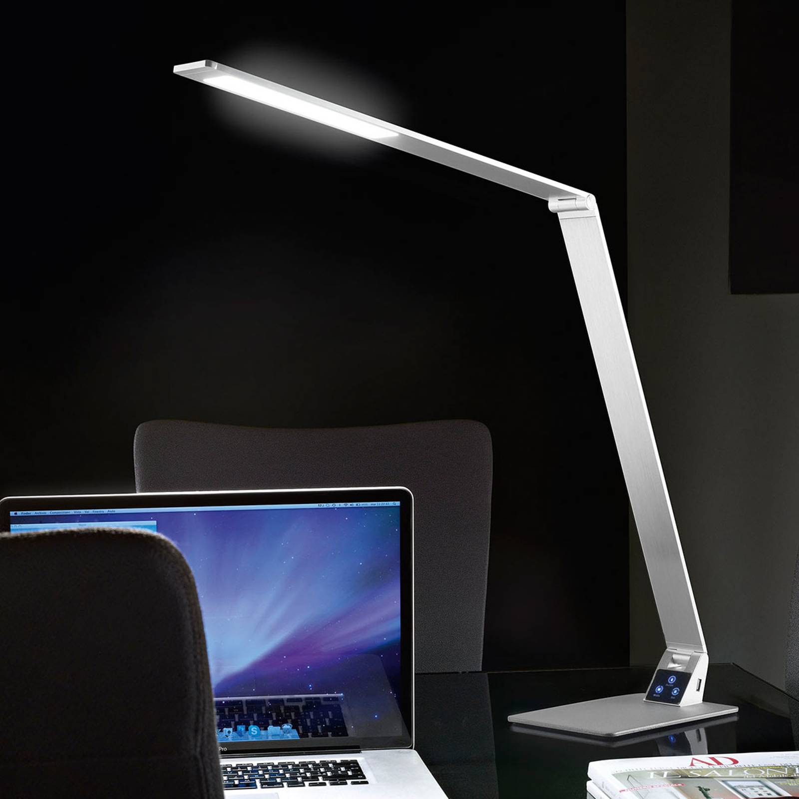 Platt LED-skrivbordslampa Wasp av aluminium