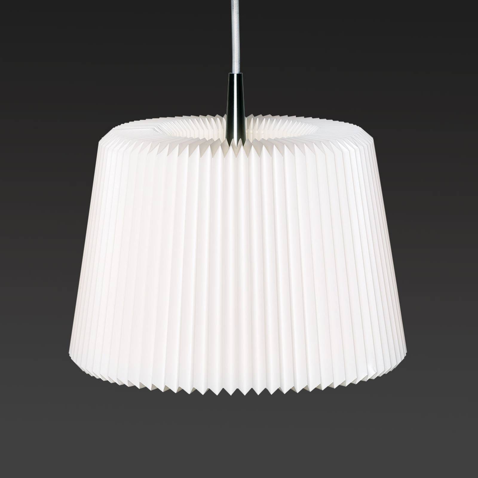 LE KLINT Snowdrop M - pendellampa av plast