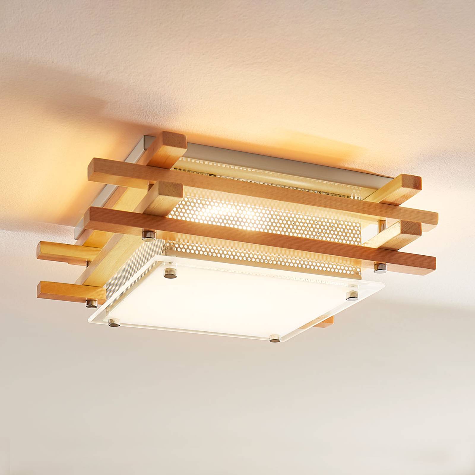 Kantig LED-trä-taklampa Zuna, dimbar