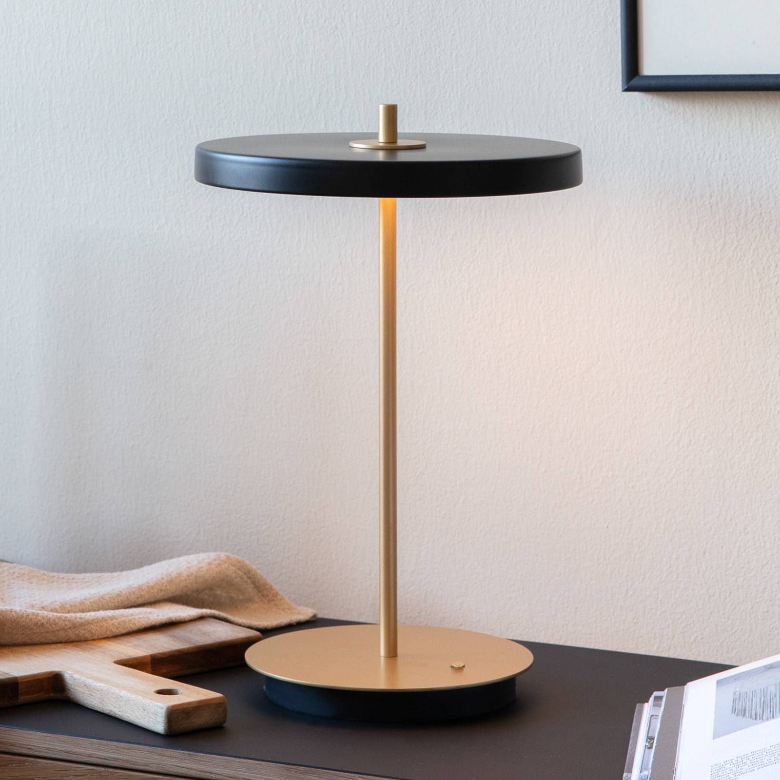 UMAGE LED-bordslampa Asteria move svart