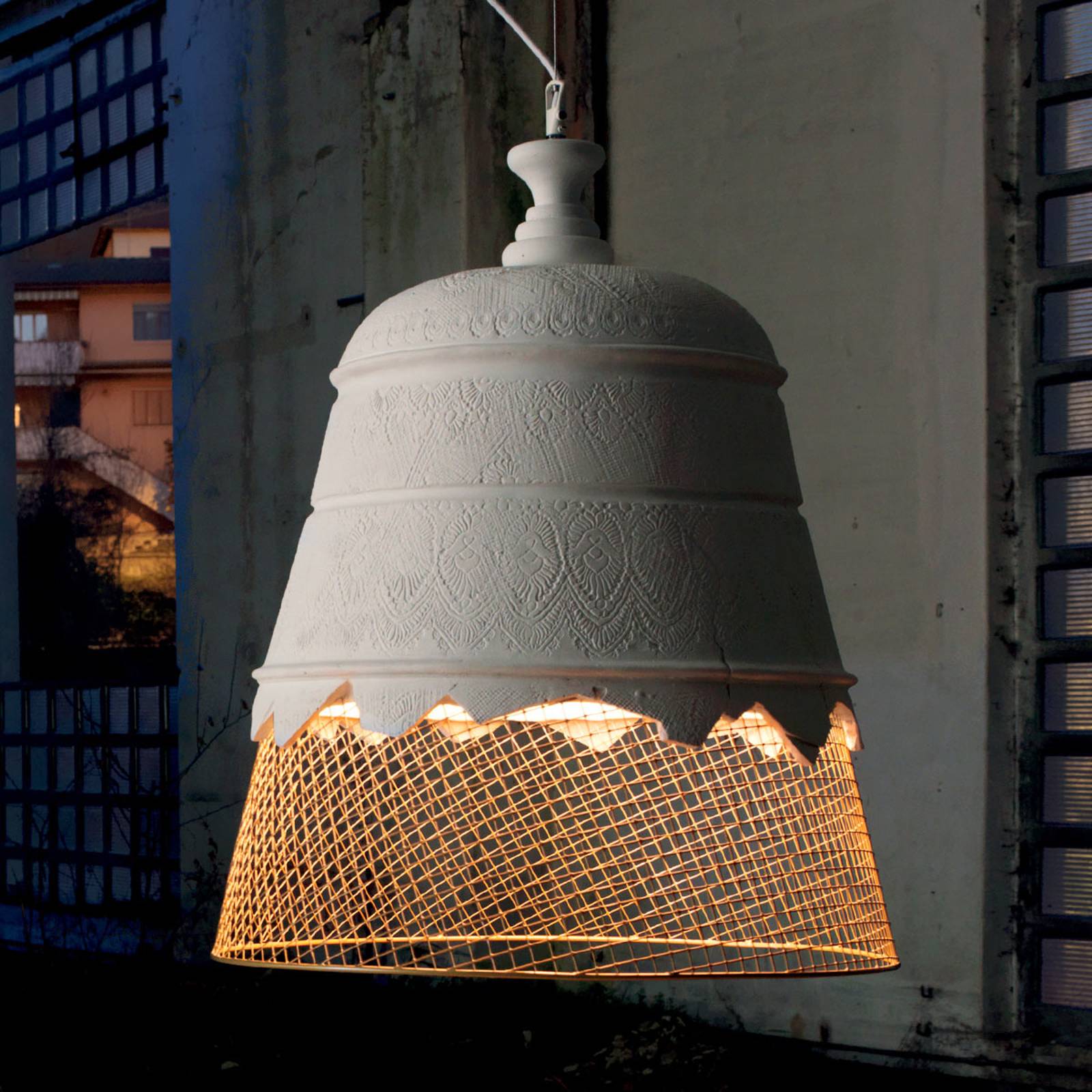 Karman Domenica - hänglampa gips, guld, 50 cm