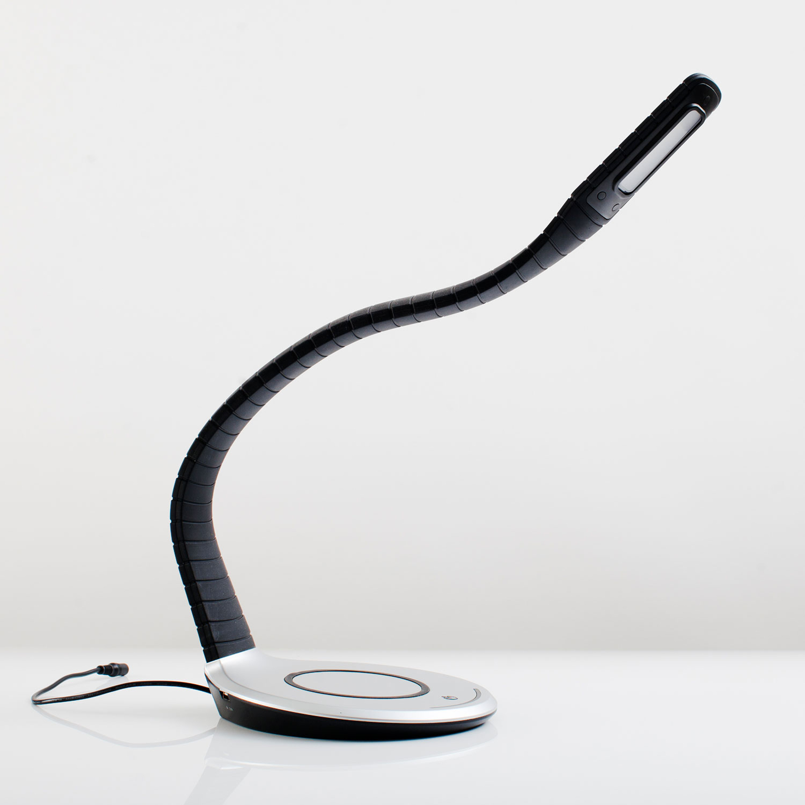 TRAE Luni LED-bordslampa, Qi, 5 000 K svart