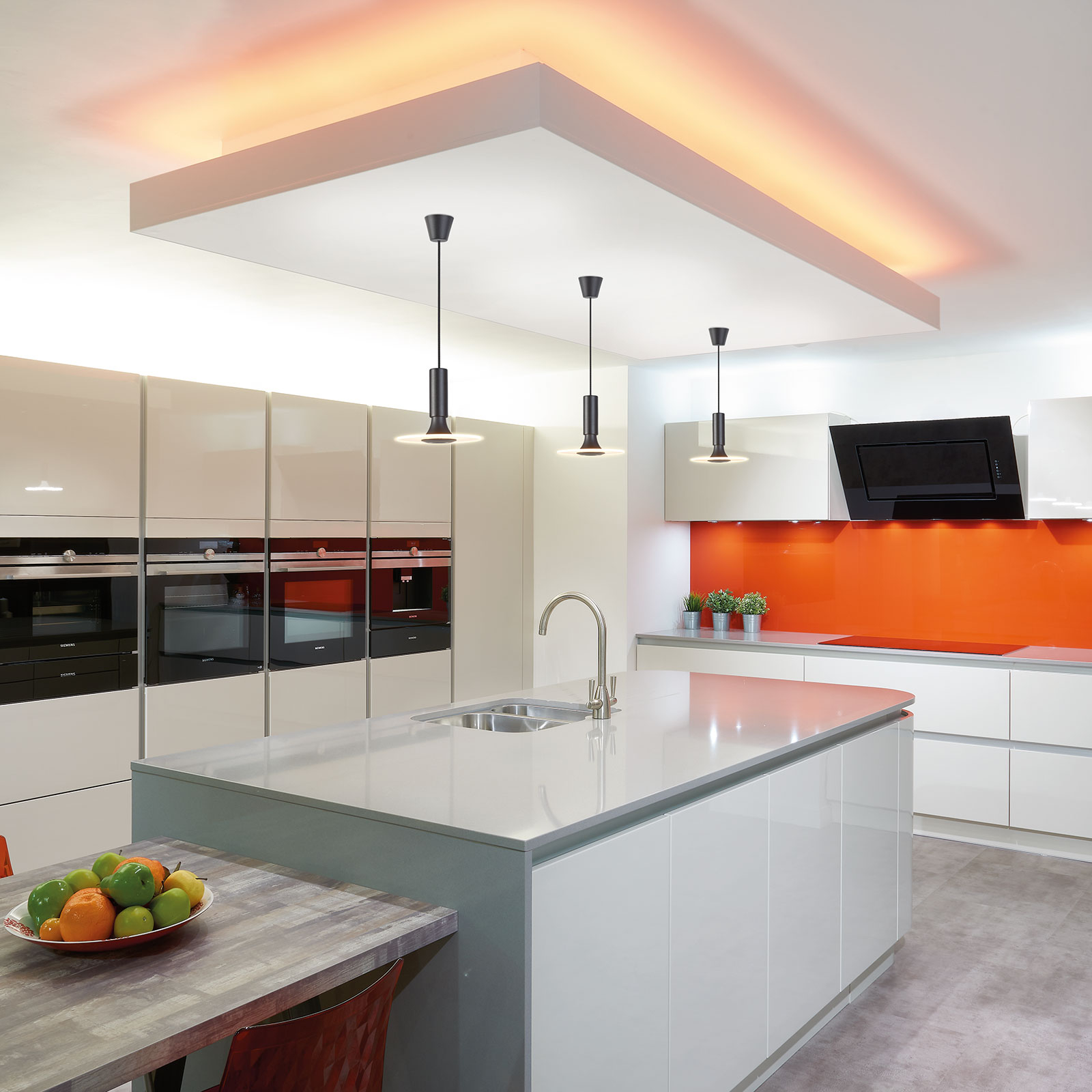 LED-lampa E27 ToLEDo Radiance svart 11,5W 4 000 K