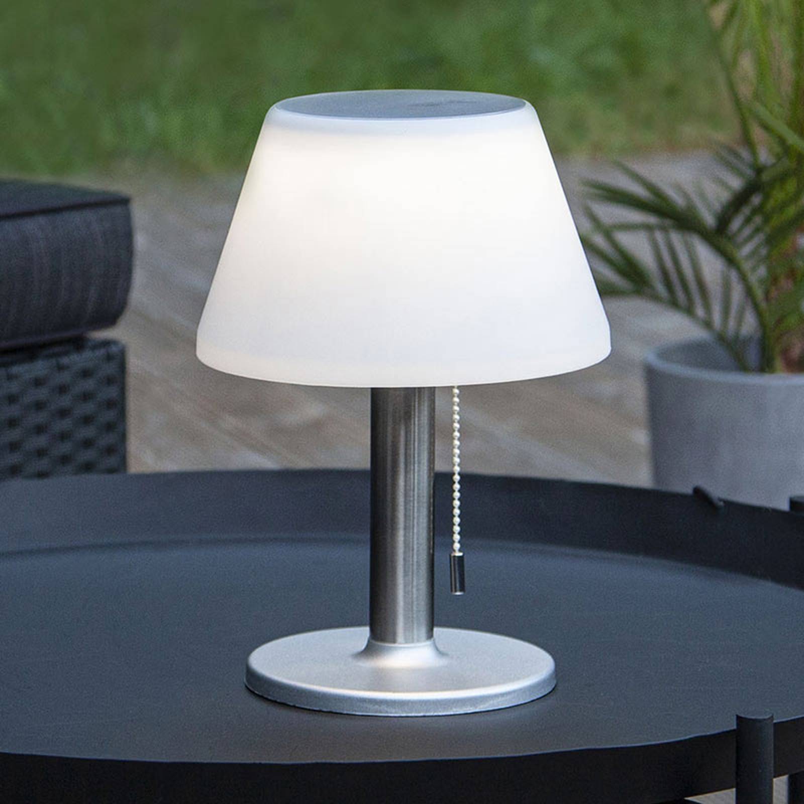 LED-solcellsbordslampa Solia med dragströmbrytare