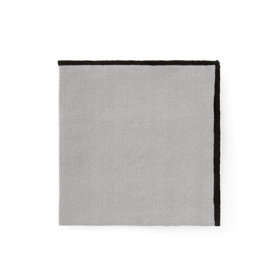 Servett 40x40cm Gråblå Svart Kant