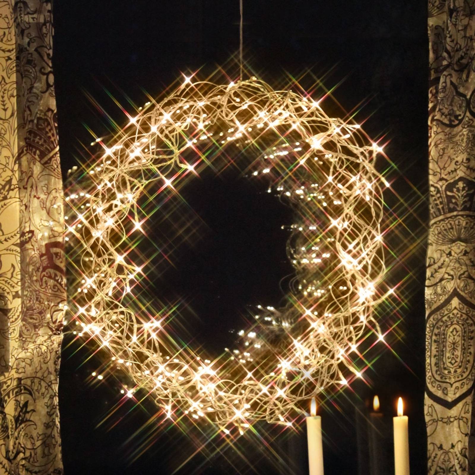 Dekorativ LED-krans Curly, 50 cm