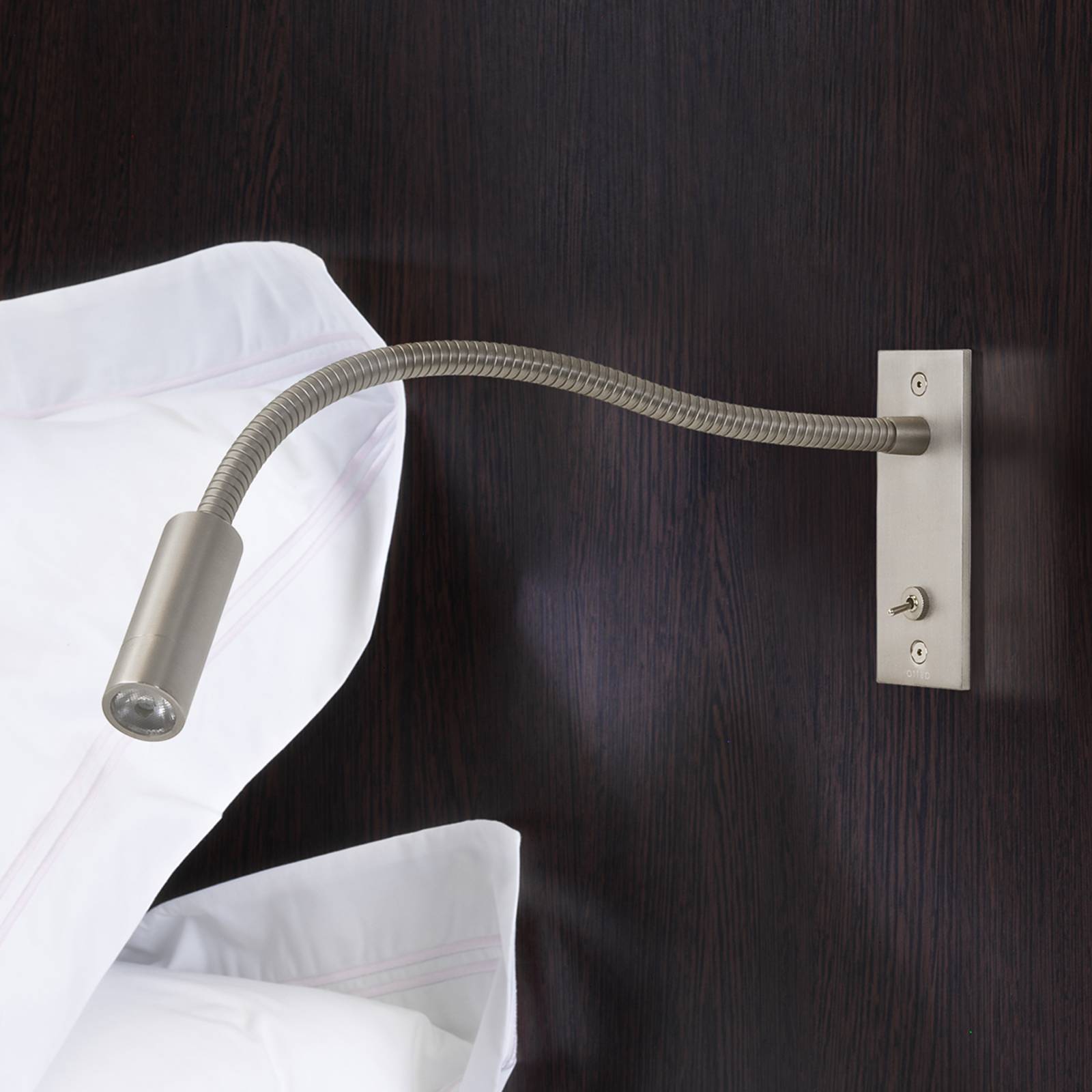 LED-vägginbyggnadslampa Leo Switched med flexarm