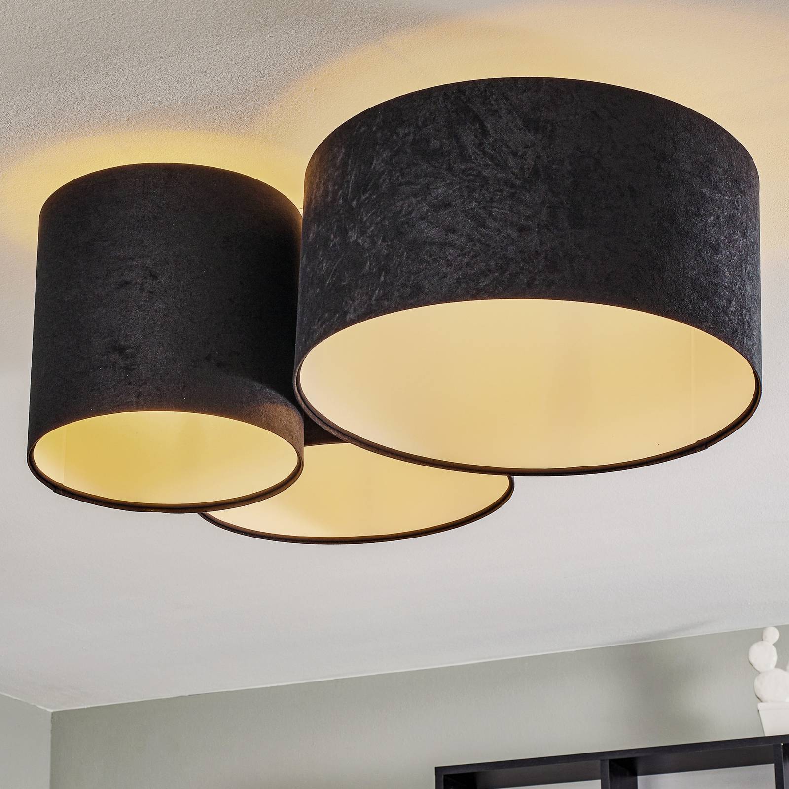 Taklampa 080, 3 lampor, svart-vit