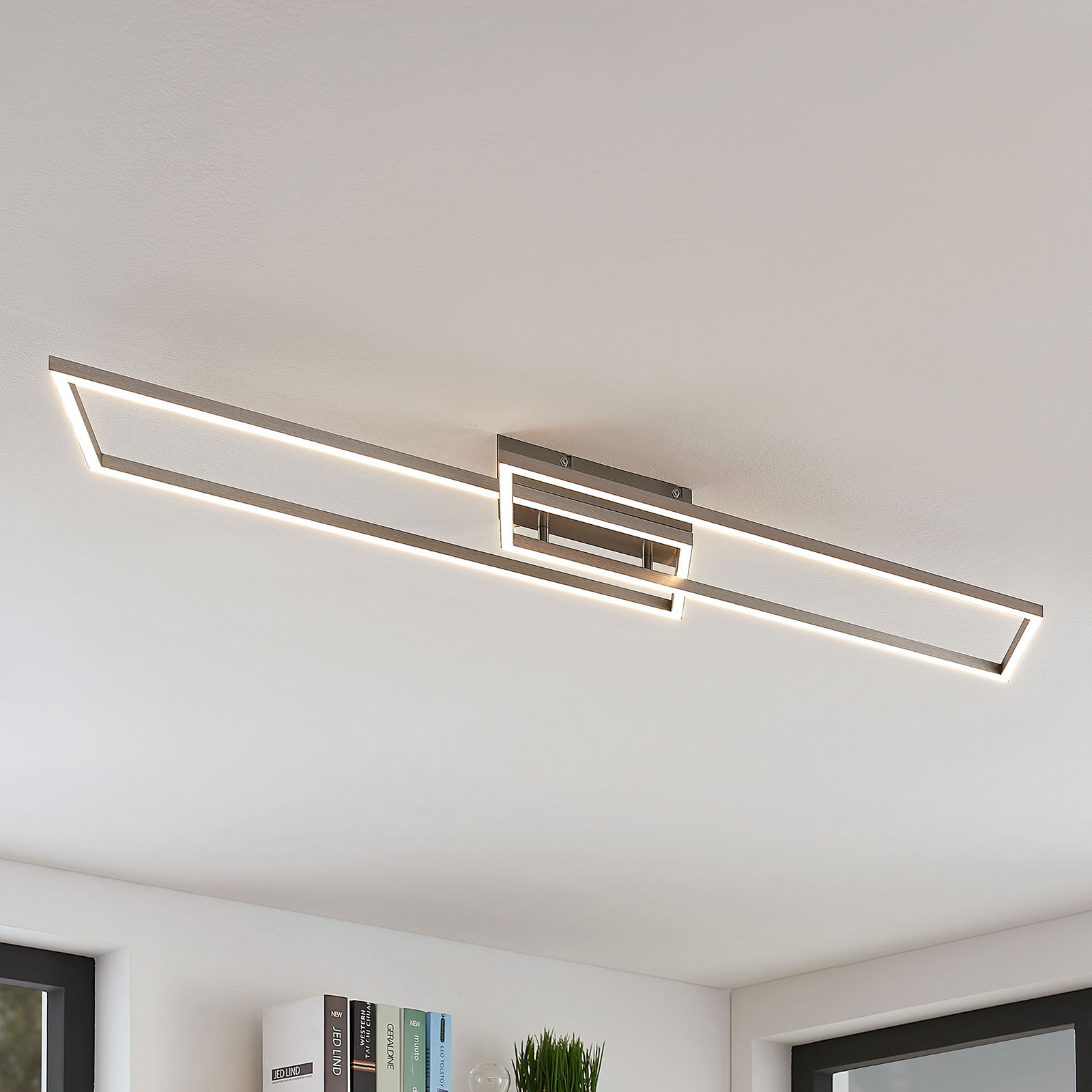 Rak LED-taklampa Quadra, dimbar
