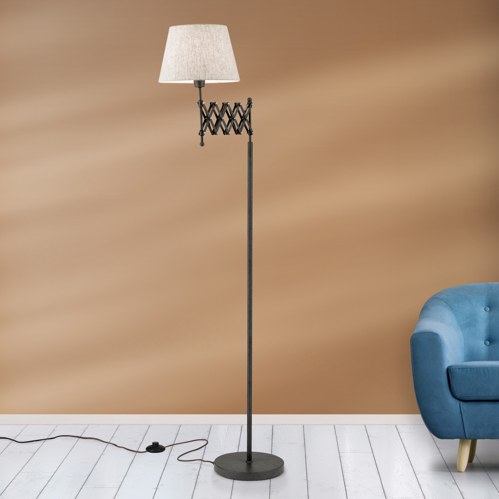 Golvlampa Factory med linskärm