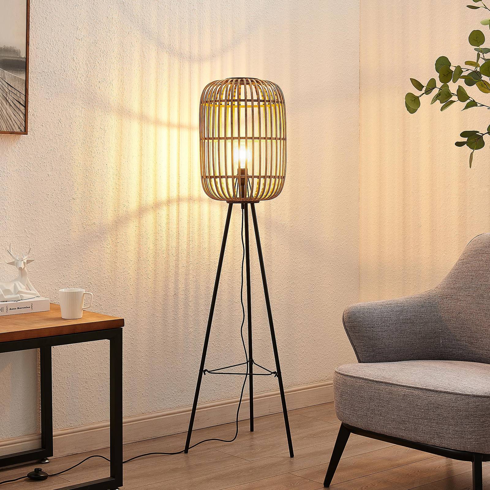 Lindby Canyana golvlampa av rotting, natur