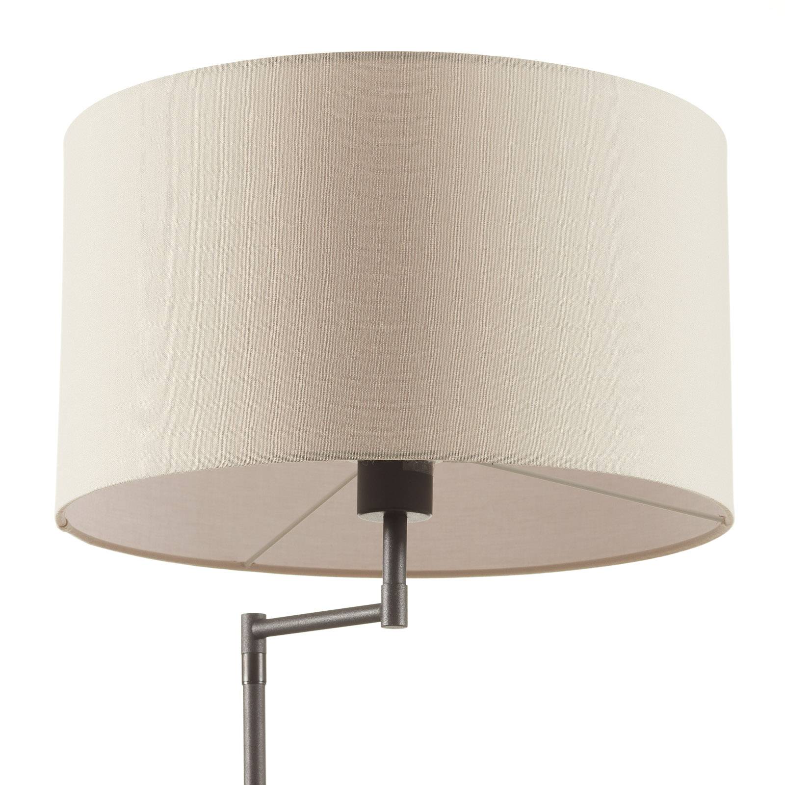 Golvlampa Claas, hylla, USB-port, svart