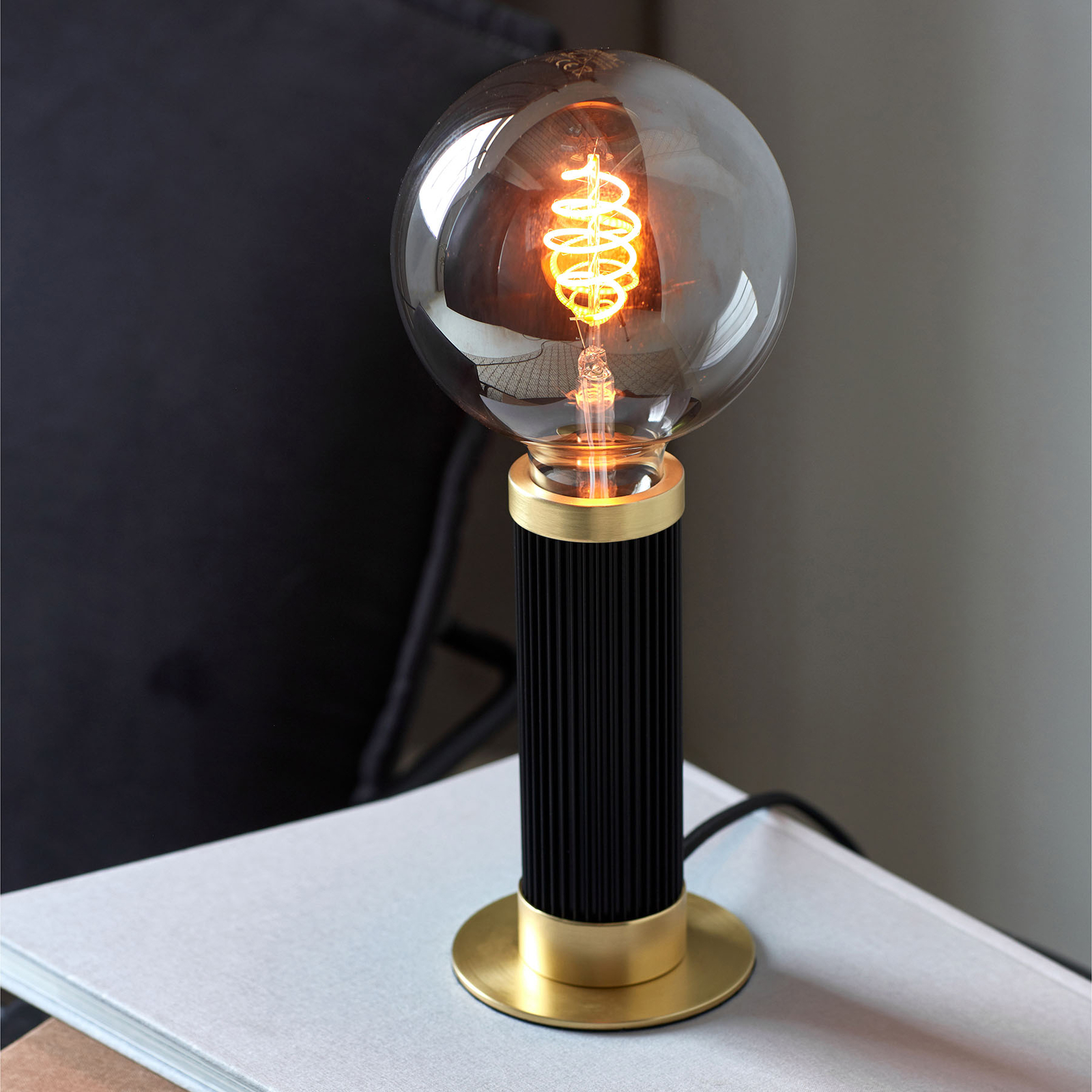 Bordslampa Galloway med E27-uttag