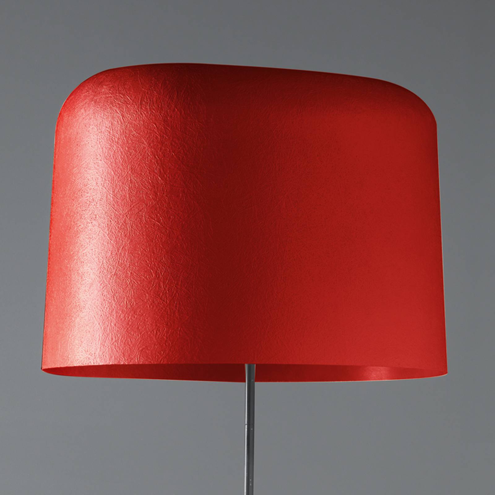 Med glasfiberskärm - golvlampa Ola röd