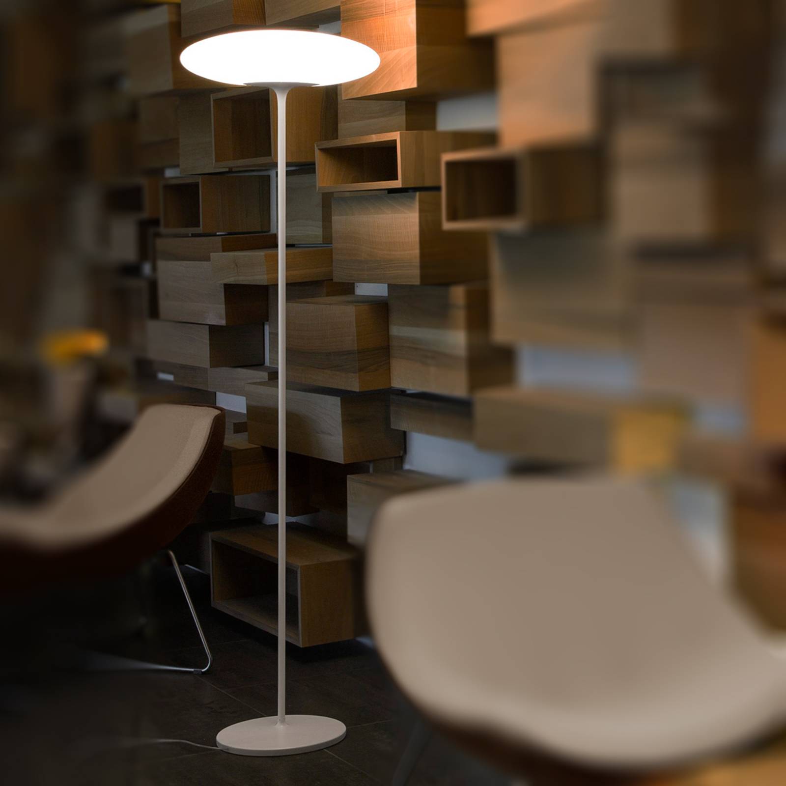 Modern LED-golvlampa Squash