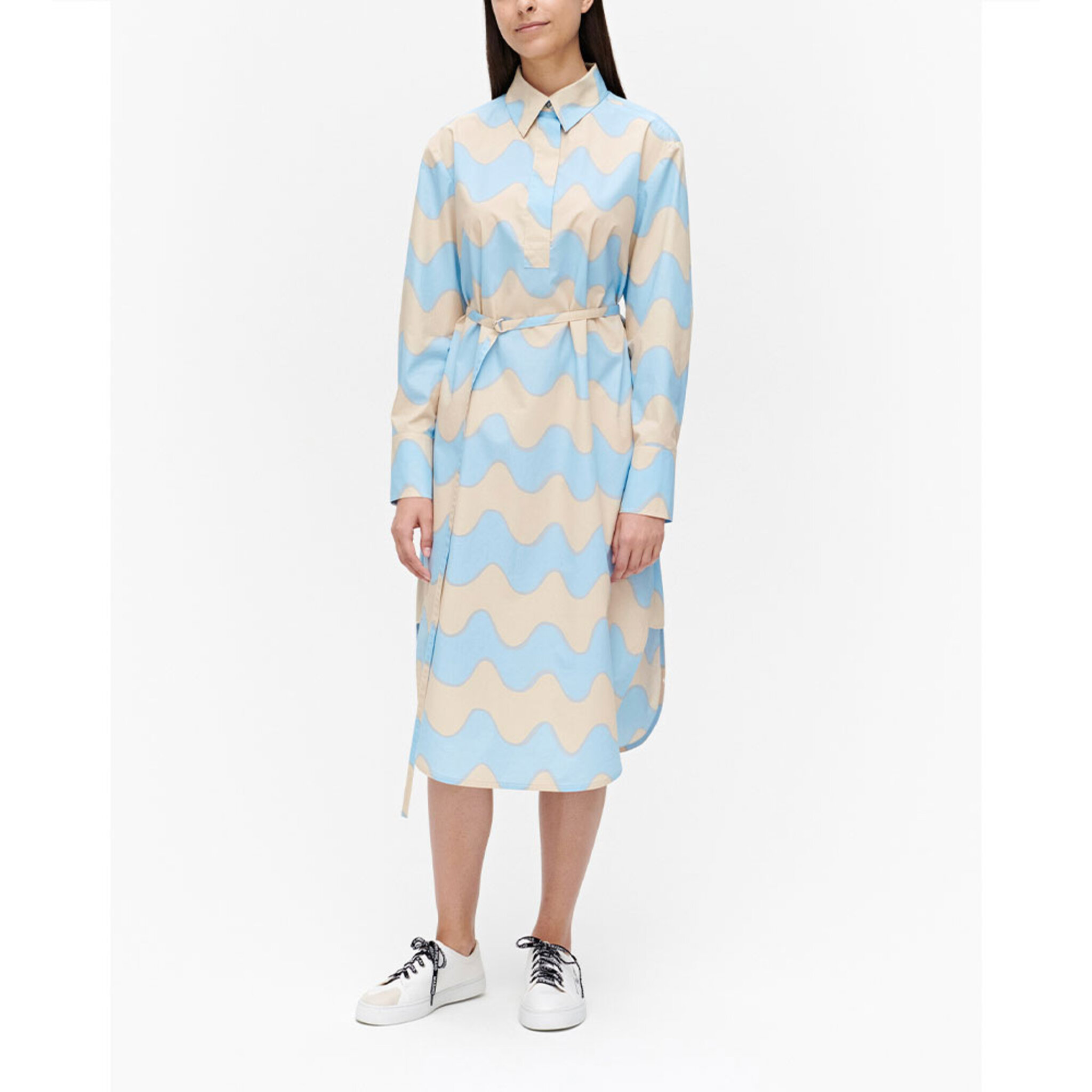 Kuuluminen Taifuuni Dress