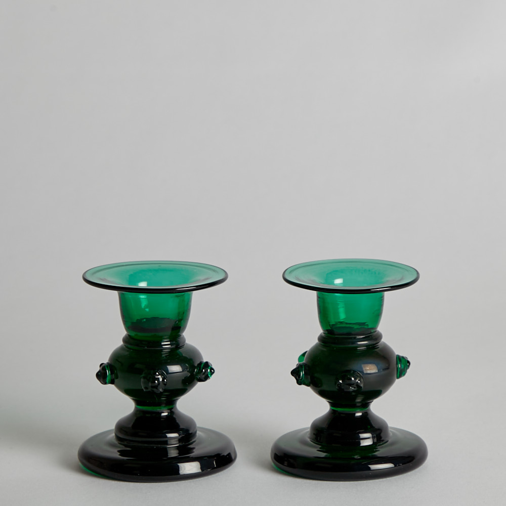 Vintage - SÅLD Ljusstakar i Grönt Glas 1 par