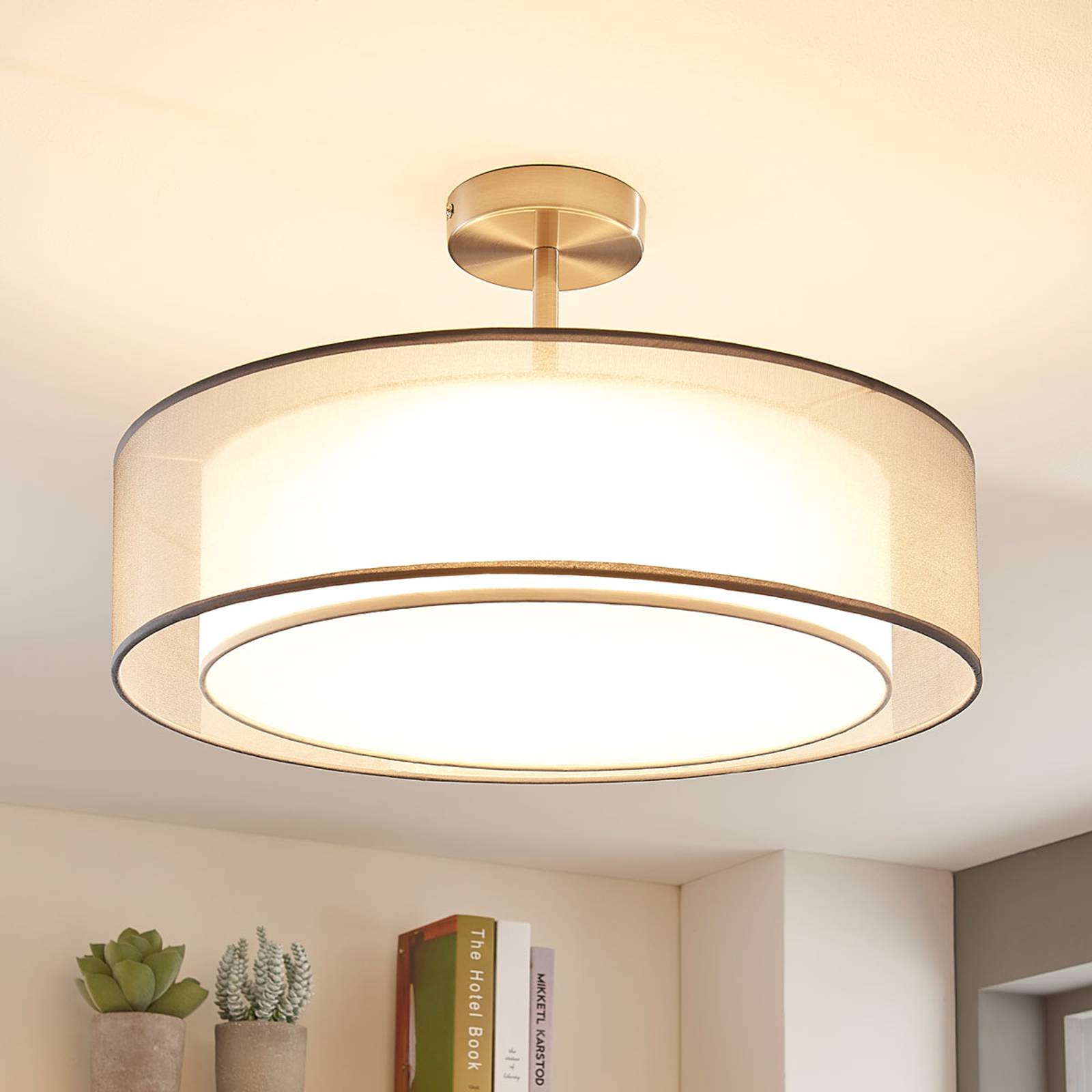 LED-taklampa Pikka, dimbar i 3 steg, grå
