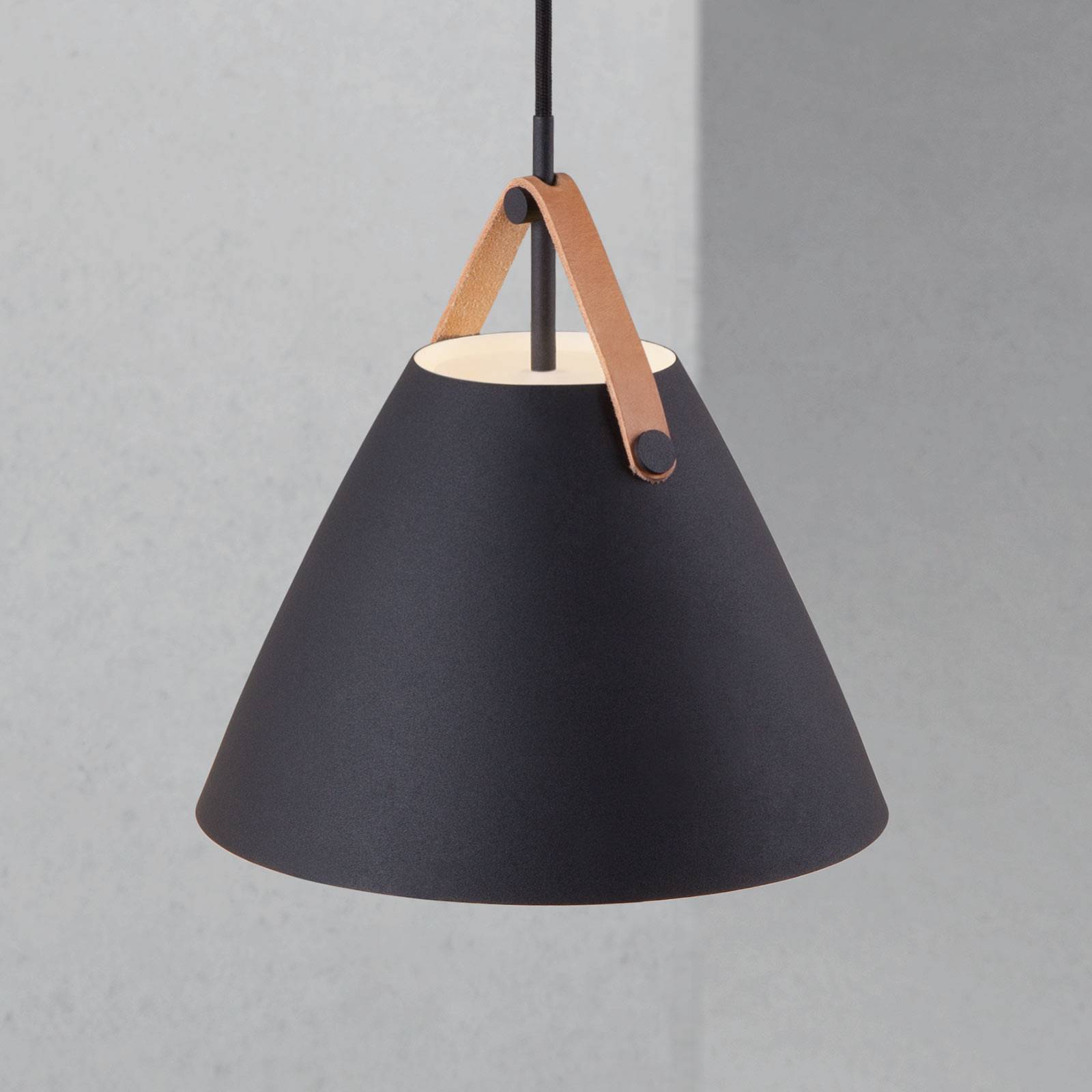 Hänglampa Strap i svart, Ø 27 cm