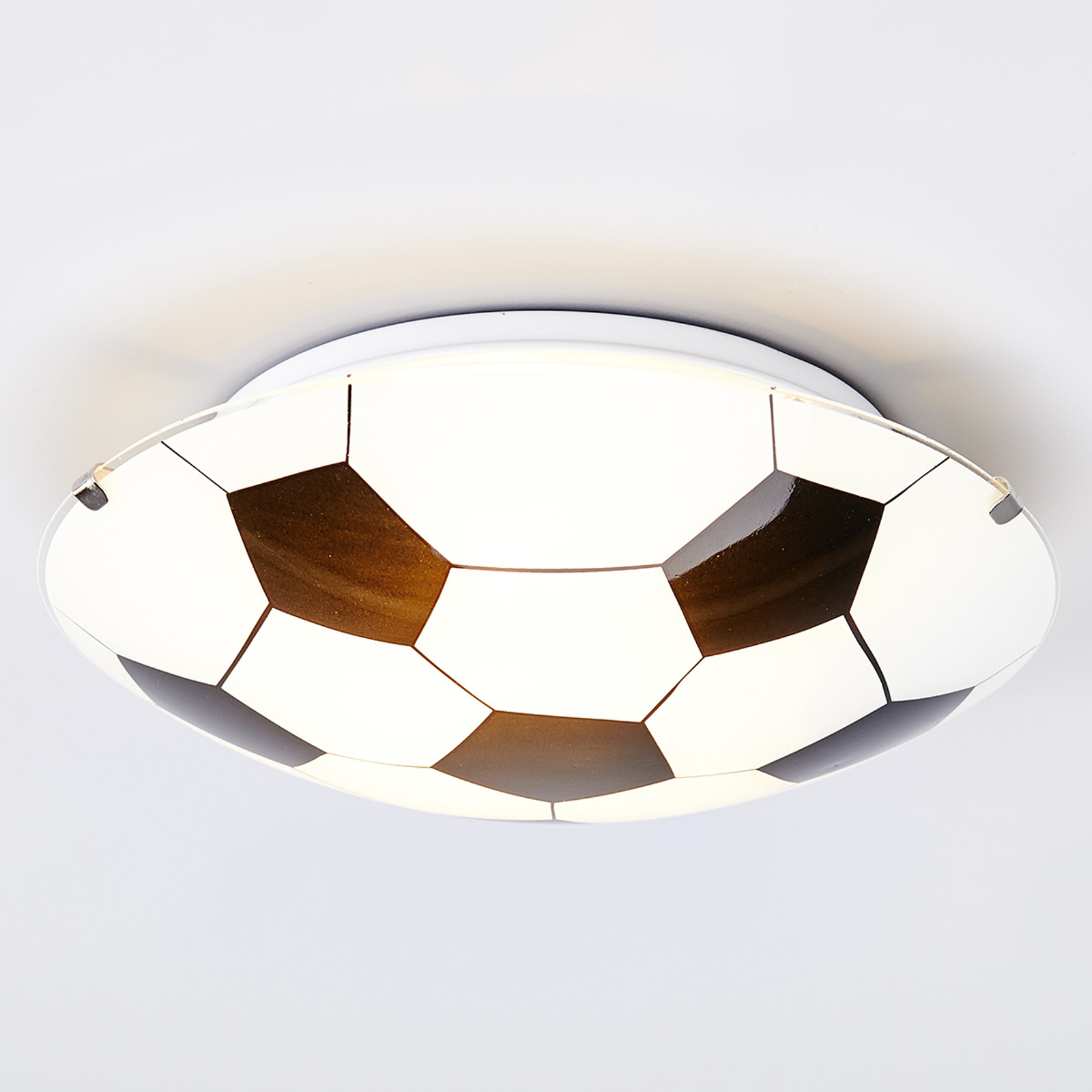 Svartvit taklampa fotboll