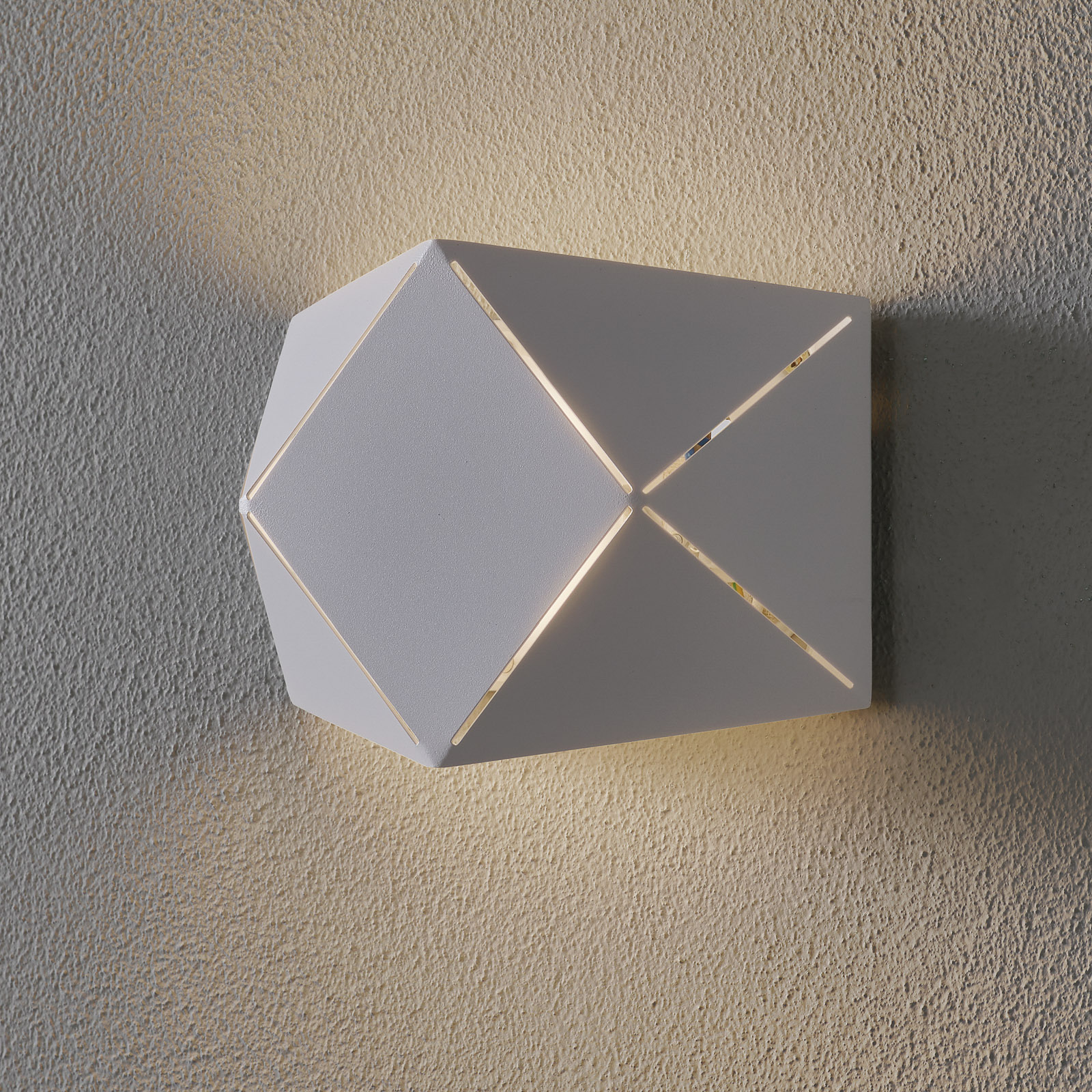 LED-vägglampa Zandor i vitt, bredd 18 cm