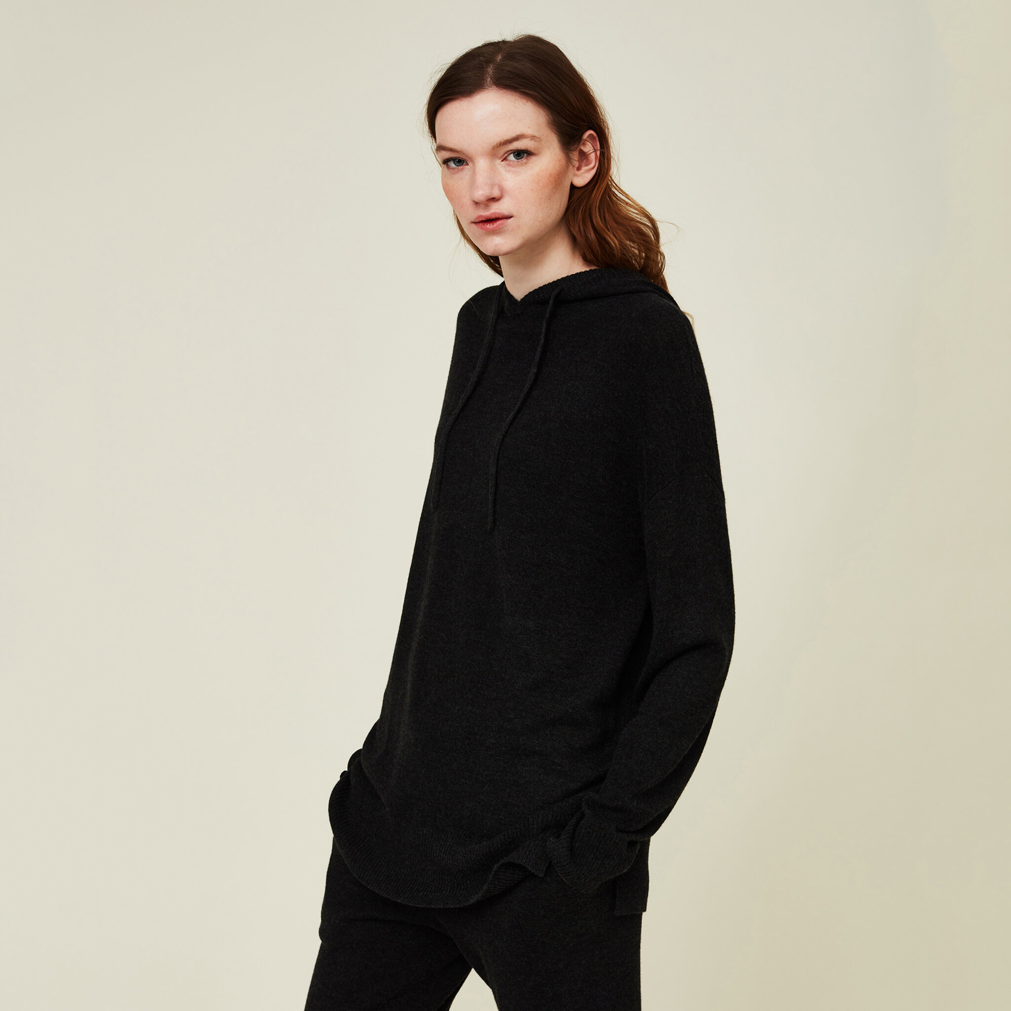Ellie Merino/viscose Blend Knitted Hood
