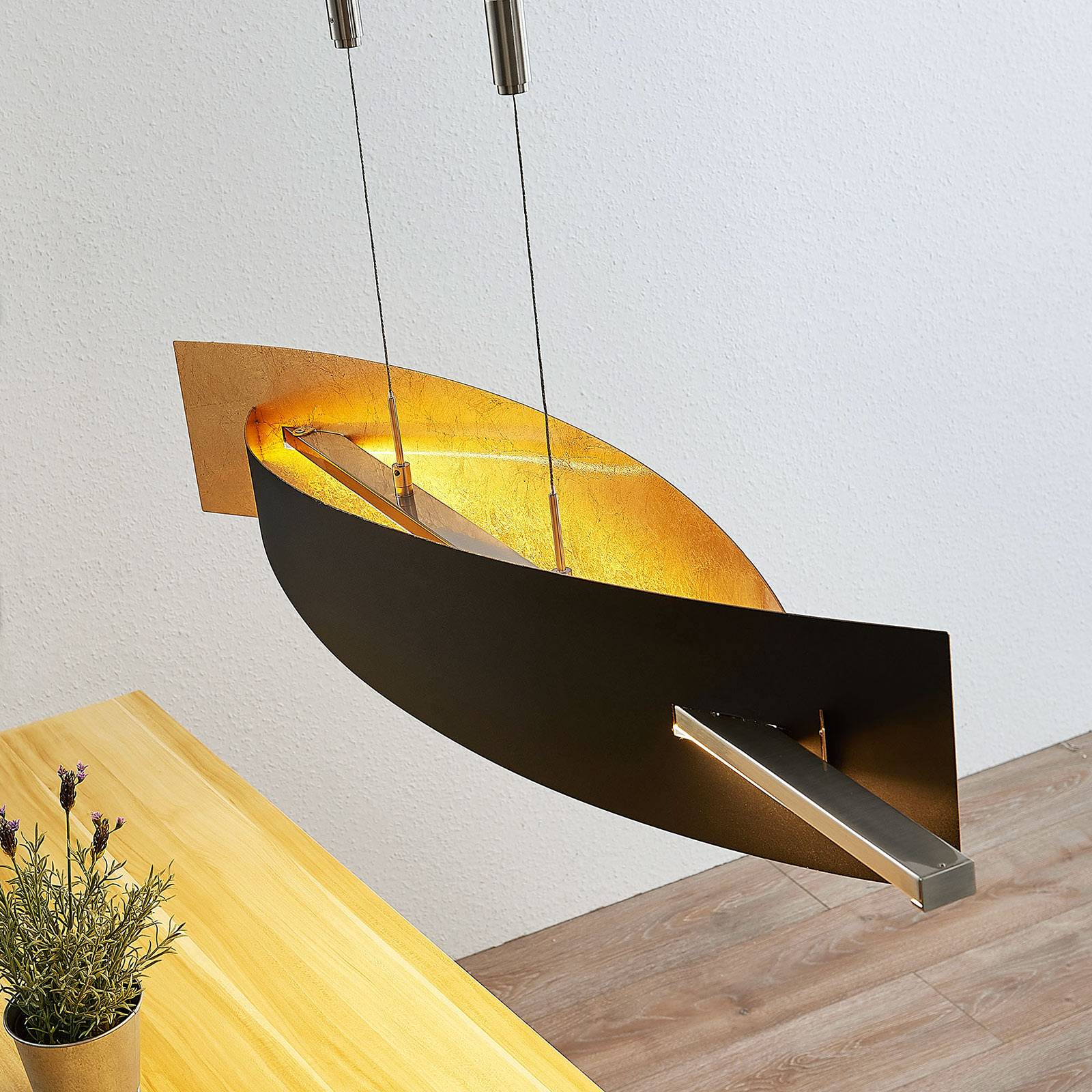 LED-hänglampa Marija, lodrät diffusor, svart