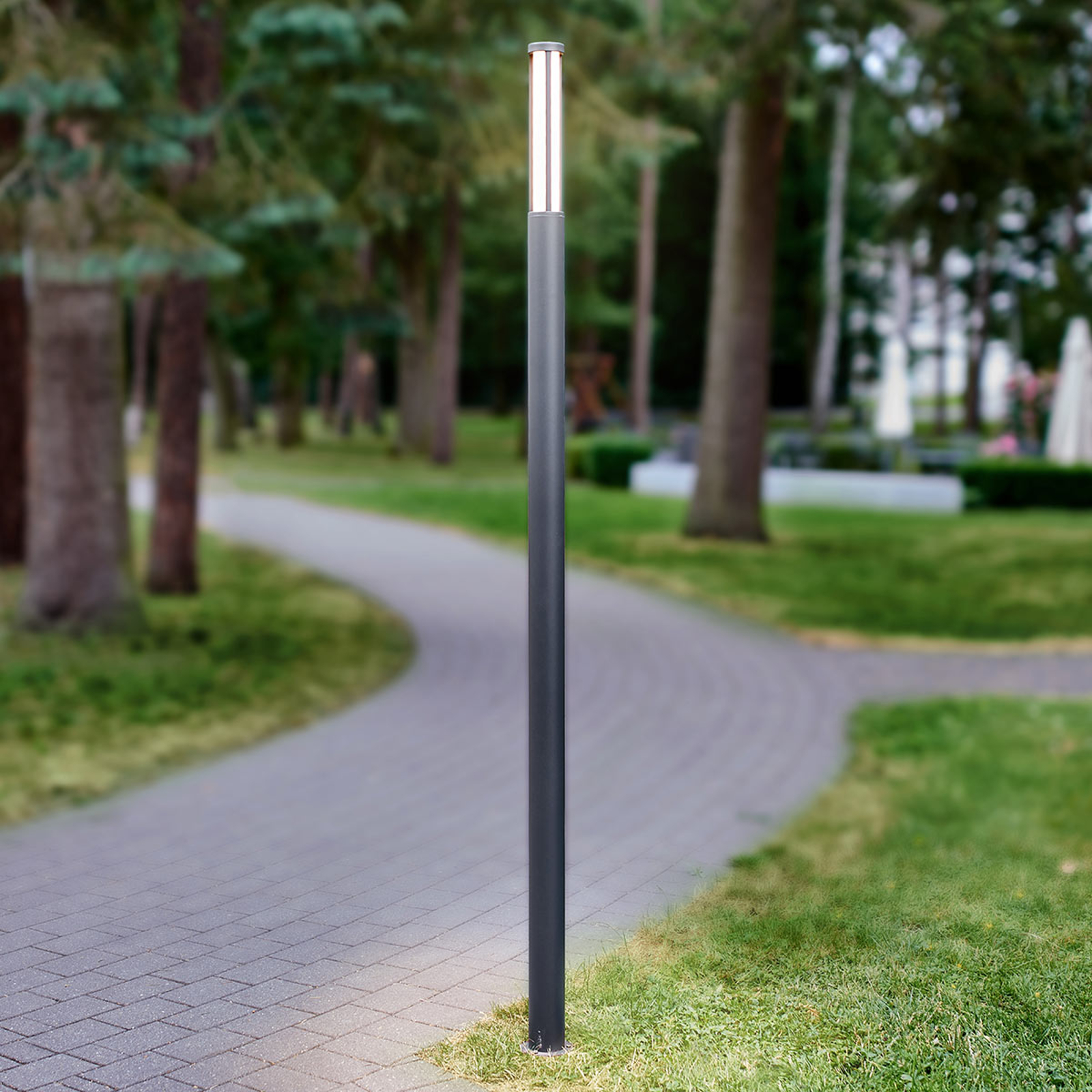 Smal, modern LED-stolplykta Sidny
