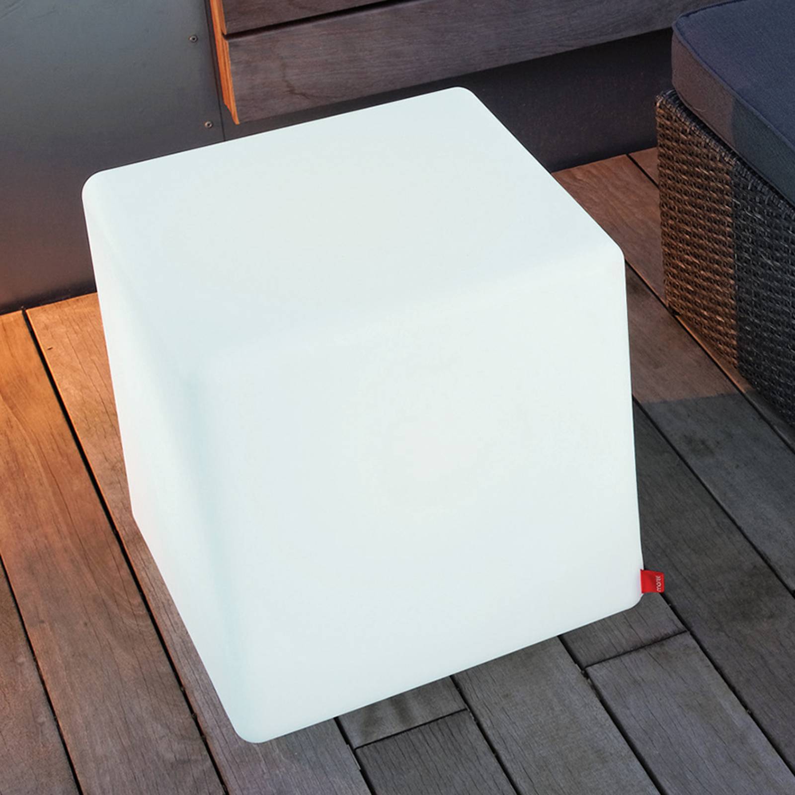 Flerfunktionell utomhusdekobel. CUBE Outdoor