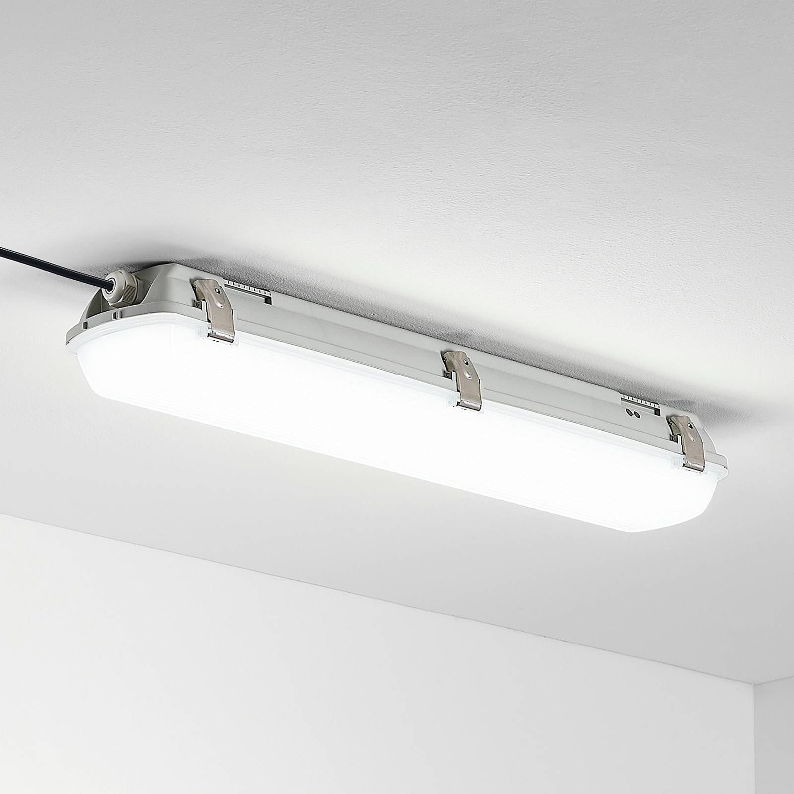 Arcchio Rao LED-våtrumslampa, 61,8 cm