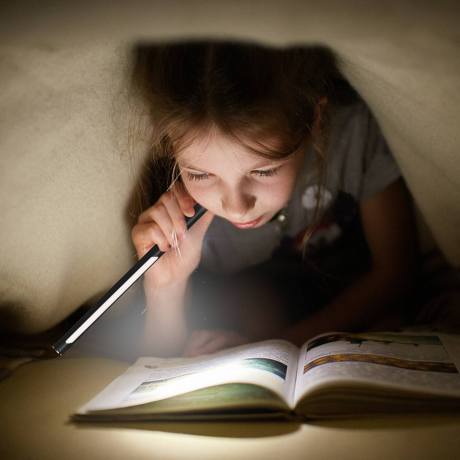 LED-golvlampa Everywhere, USB med batteri, svart