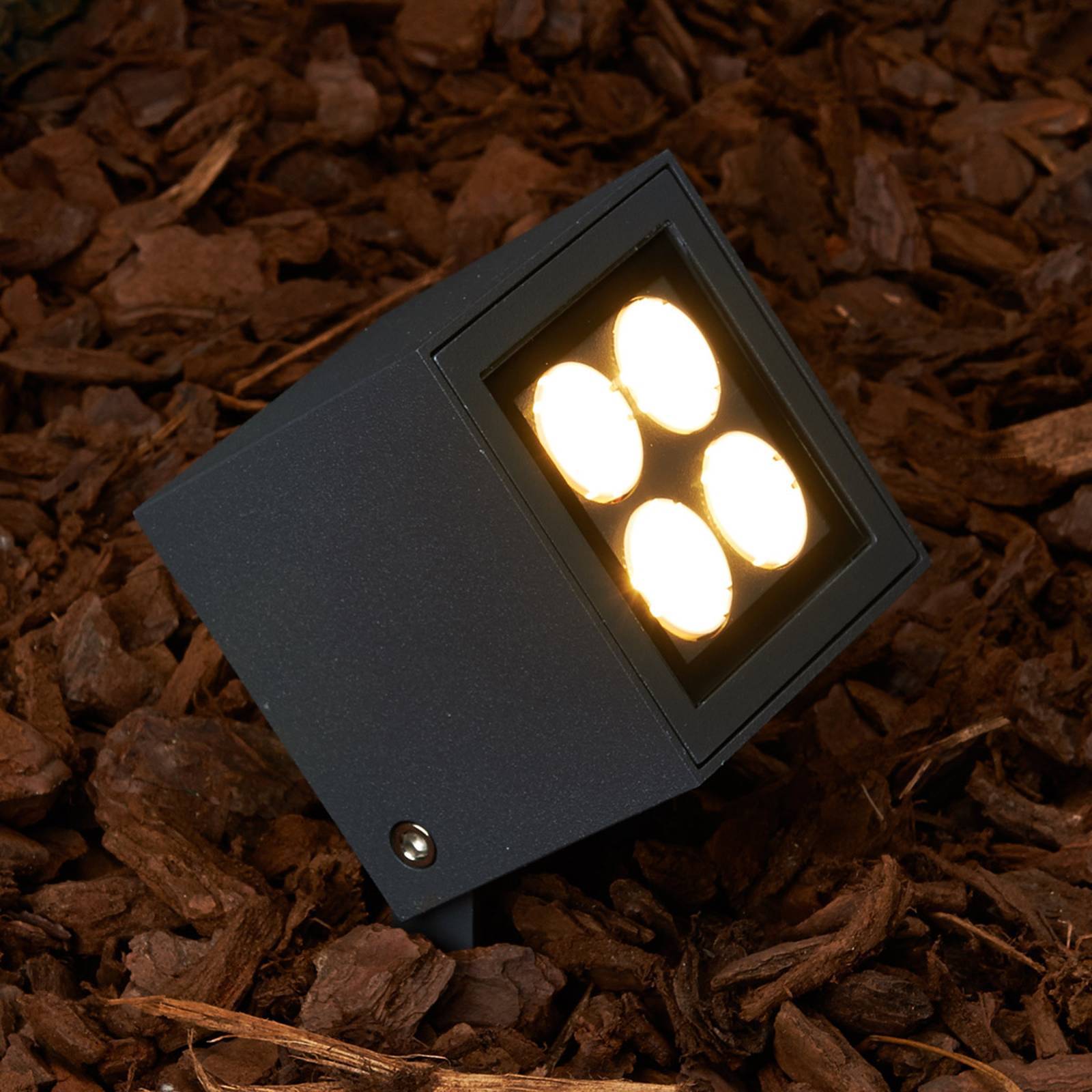 Jordspetts-spot Charlie med LED för utomhus, IP65