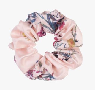 Una hårsnodd offwhite