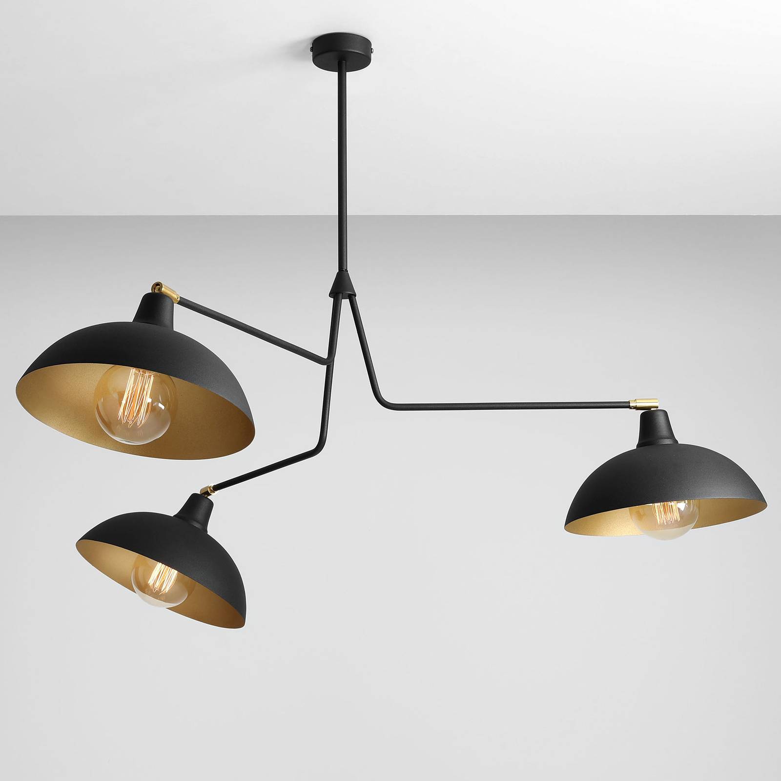Taklampa 1 036, 3 lampor, svart-guld