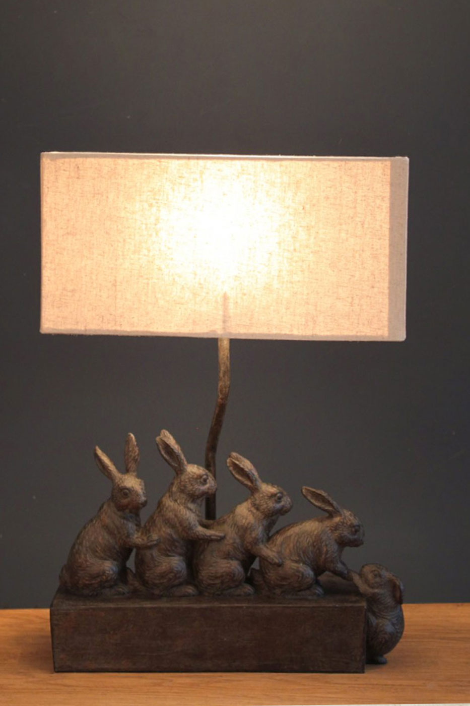 Bordslampa Kaniner på rad inkl. skärm