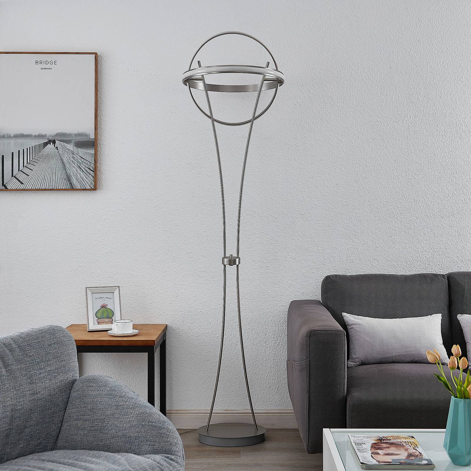 Lindby Berkay LED-golvlampa