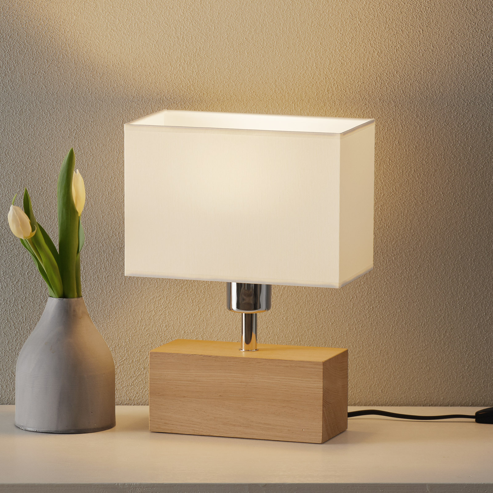 Bordslampa Theo, skärm vit, fot ek oljad