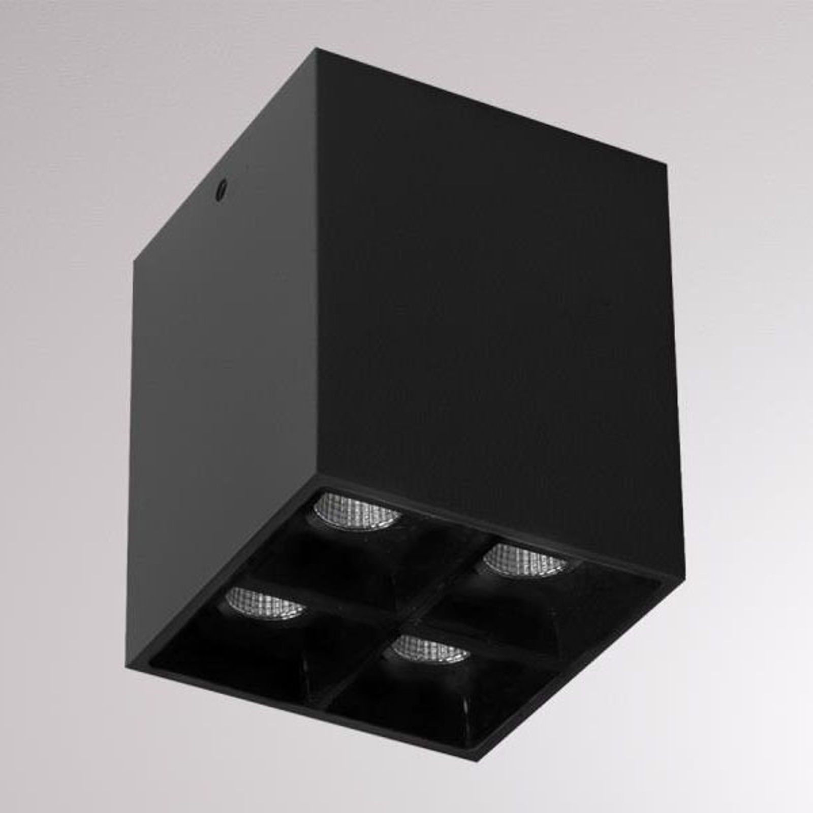 LOUM Liro LED-takspotlight svart 34° 3 000 K
