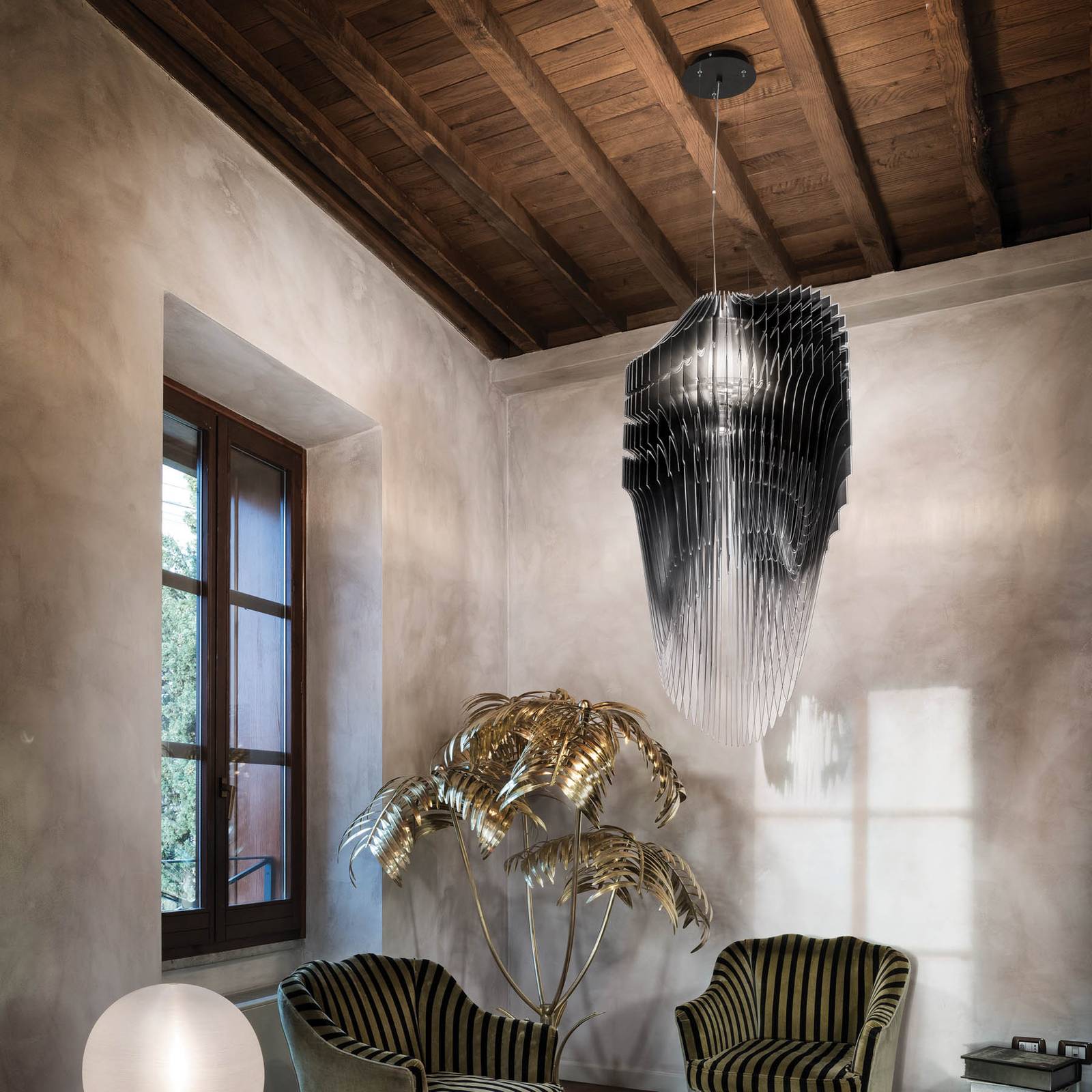 Slamp Avia S designerhänglampa i svart