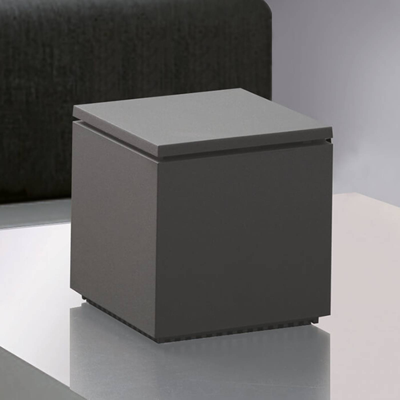 Kubisk LED-bordslampa Cuboled i antracit