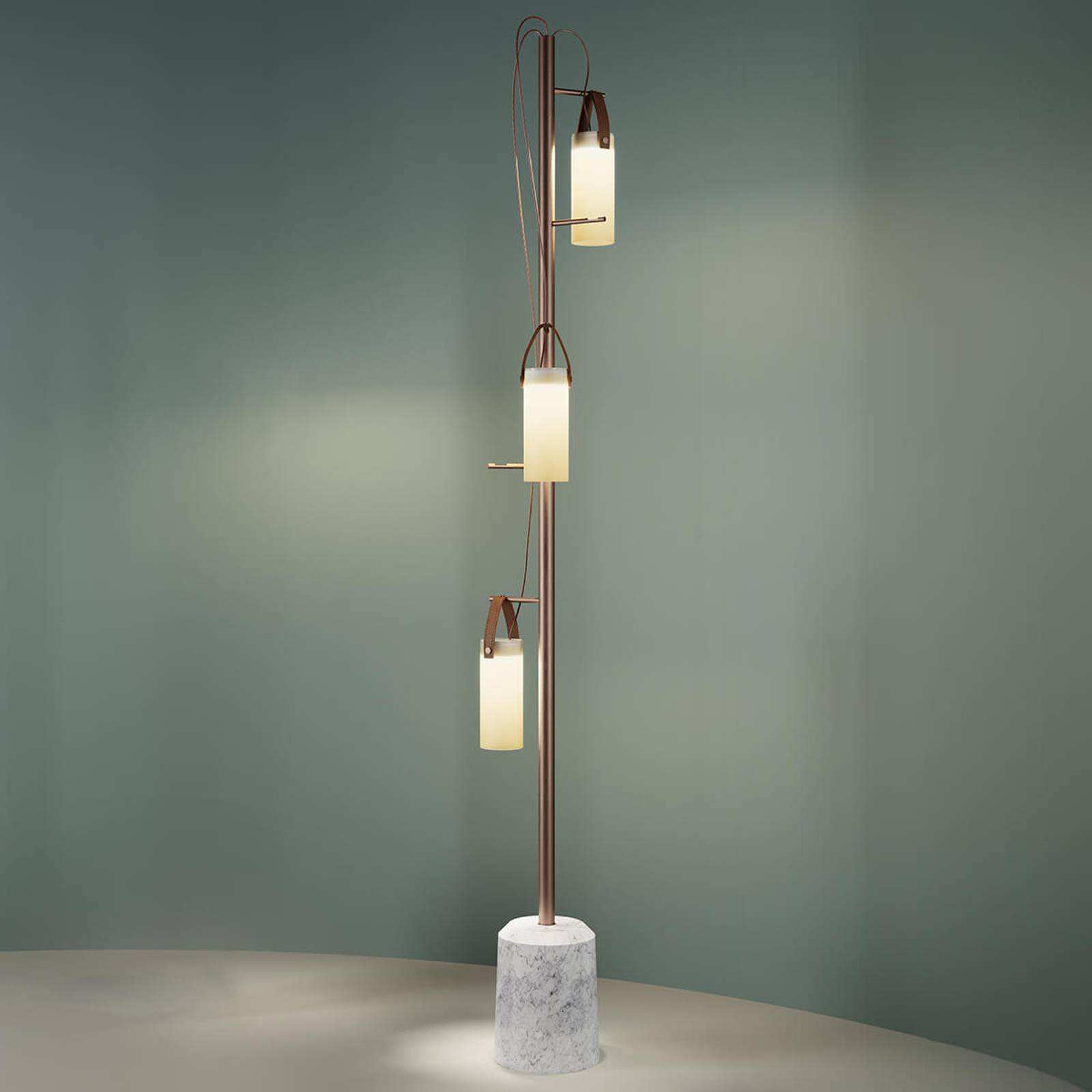 Designer-LED-golvlampa Galerie, tre ljuskällor