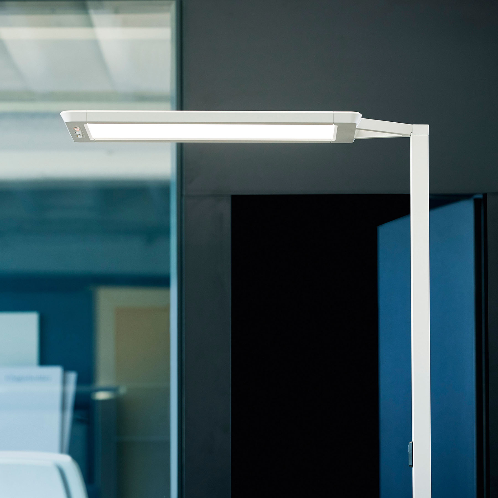 LED-golvlampa Yara.single VTL, BT, LTX, silver