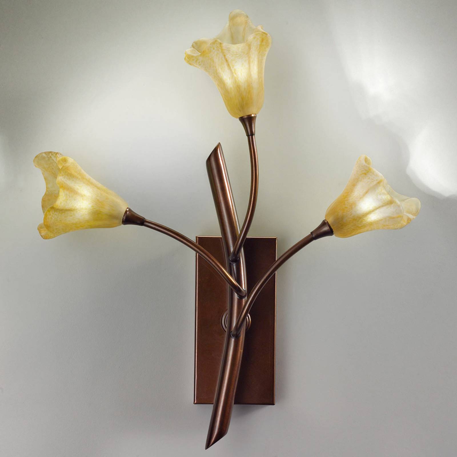 Vägglampa 7142 3 lampor mässing bronserad/bärnsten