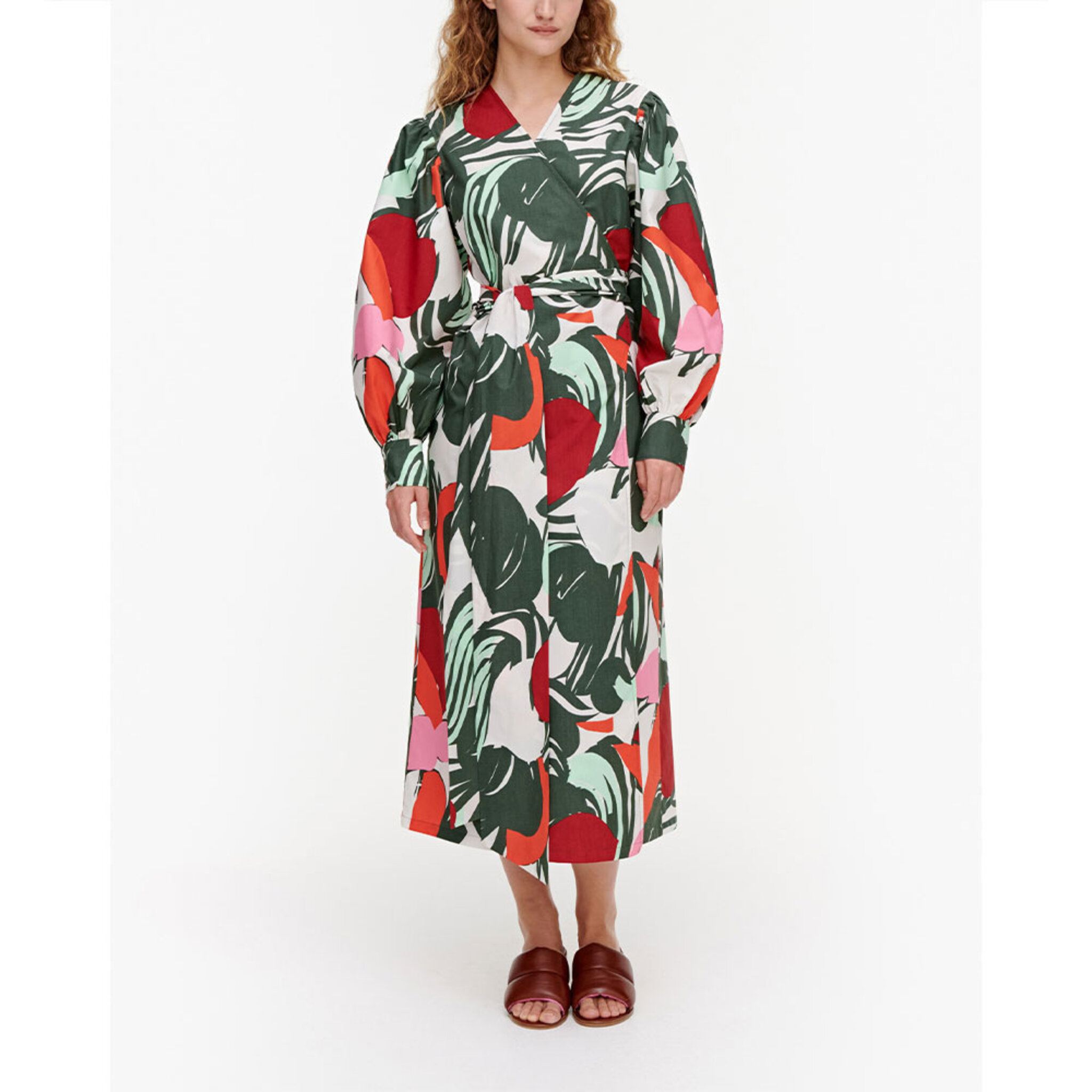 Aalloilla Iso Mehu Dress