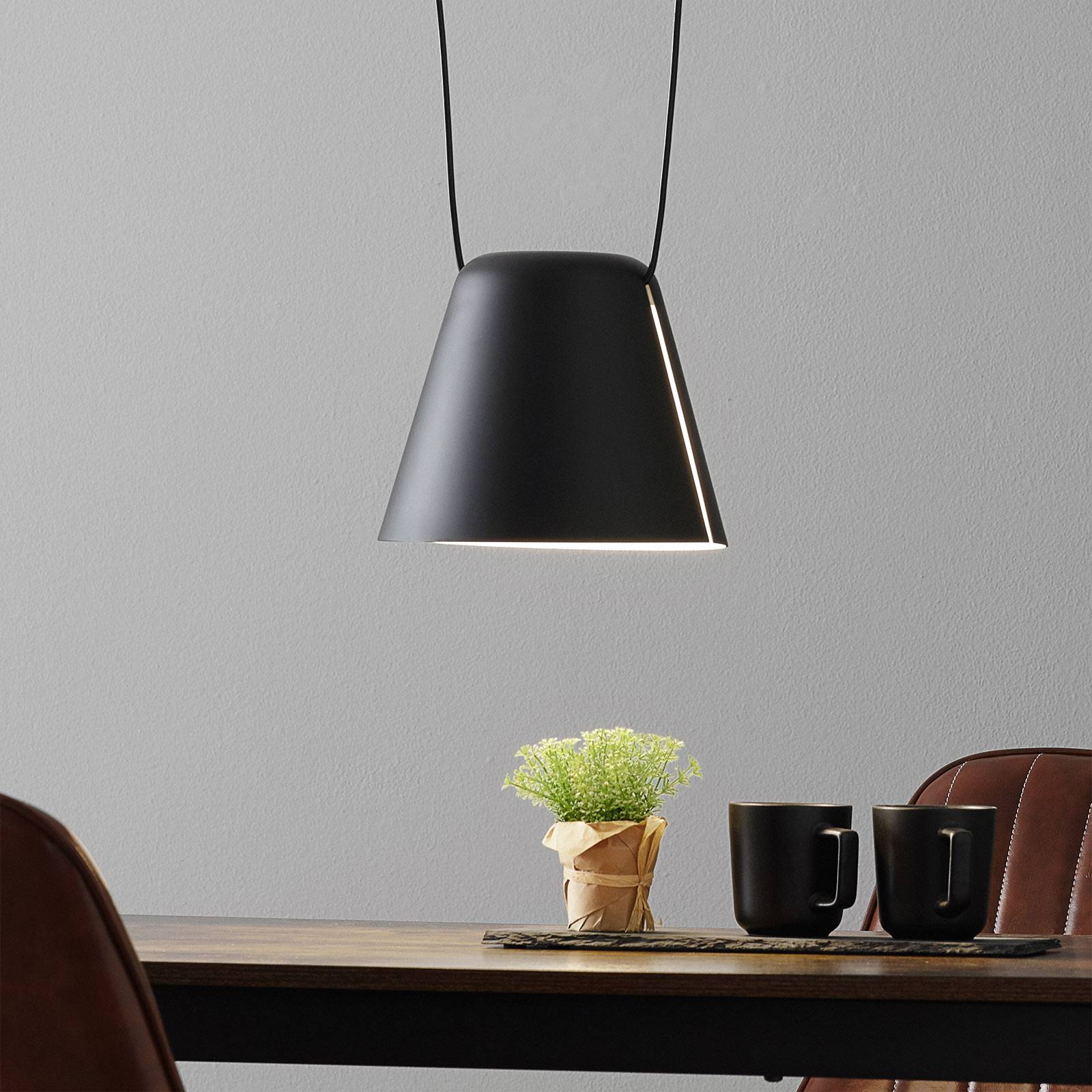 LEDS-C4 Attic pendellampa Trunkerad kon 24cm svart