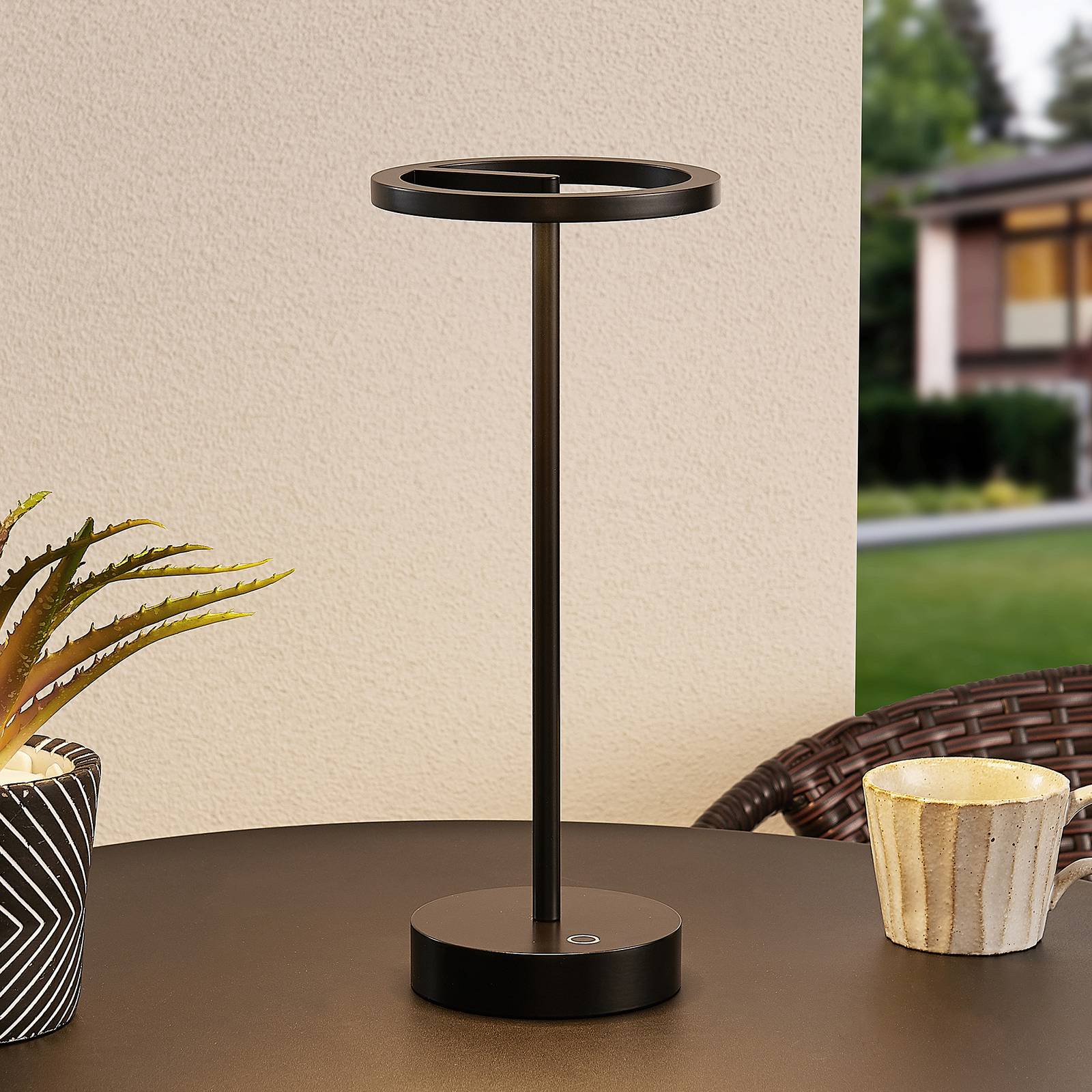 Lucande Halona LED-bordslampa, USB, svart